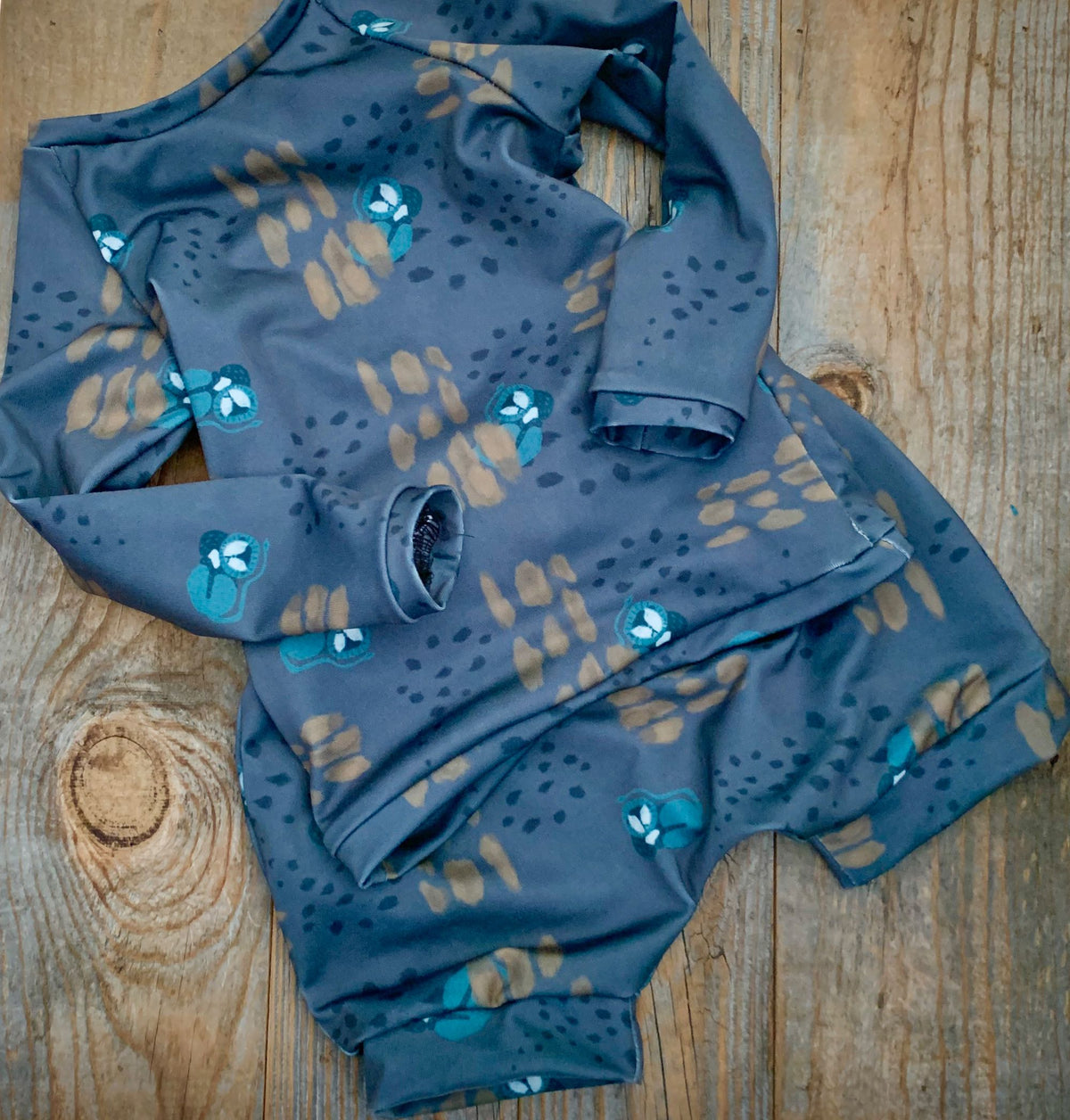 Kind Lions Green Rashguard Set (top And Bottom)