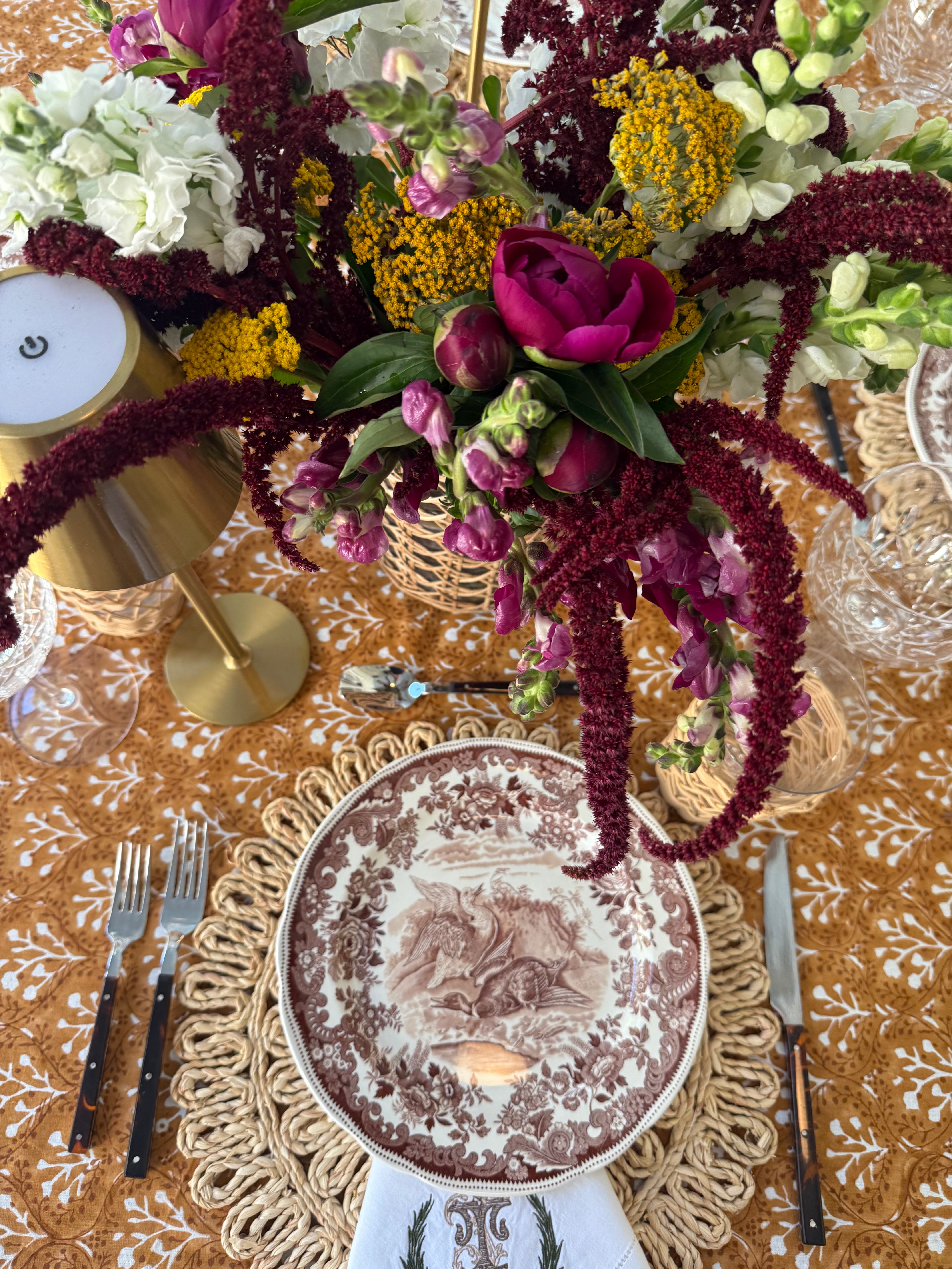 Laurel Tablecloth In Goldenrod