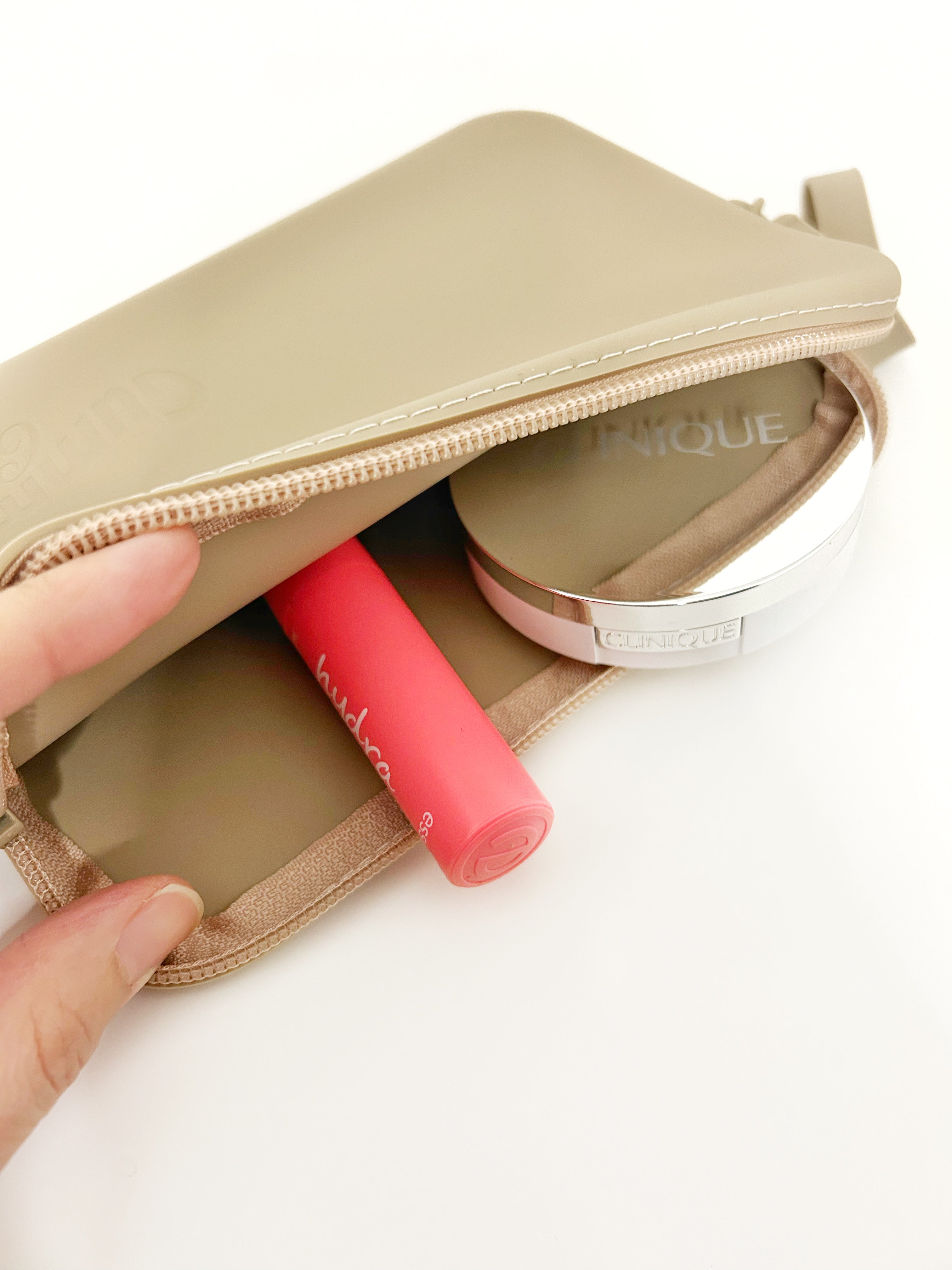 Chic Pouch: Multi Purpose Silicone Bag For Everyday Use