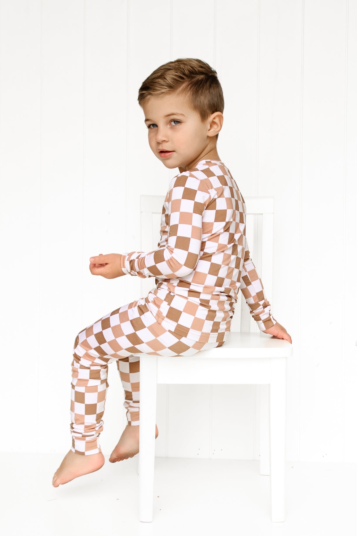 Chestnut Checkers Dream Set