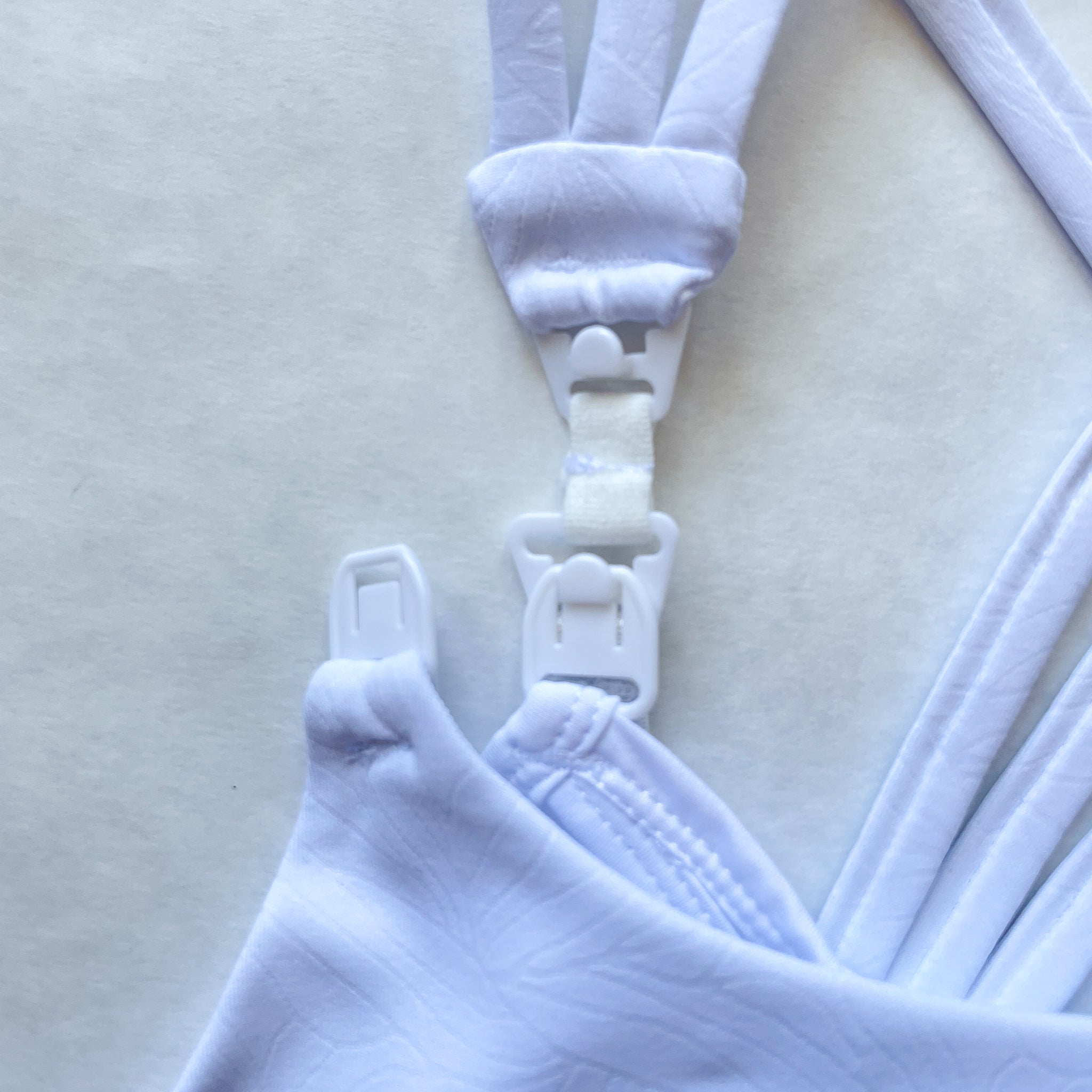 Chloé 4 Running Nursing & Pumping Sports Bra (white Magnolia)