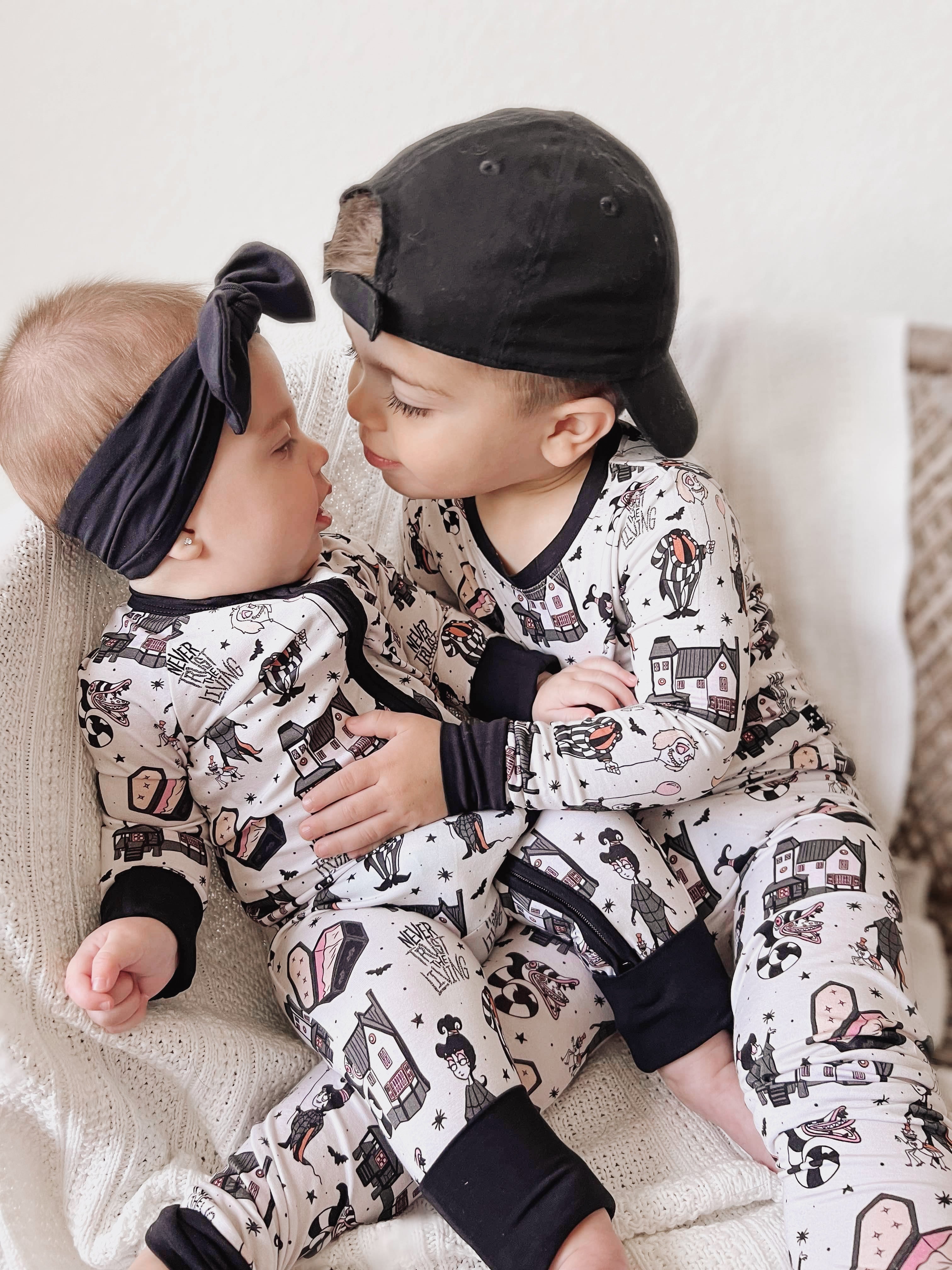 Never Trust The Living - Zippy