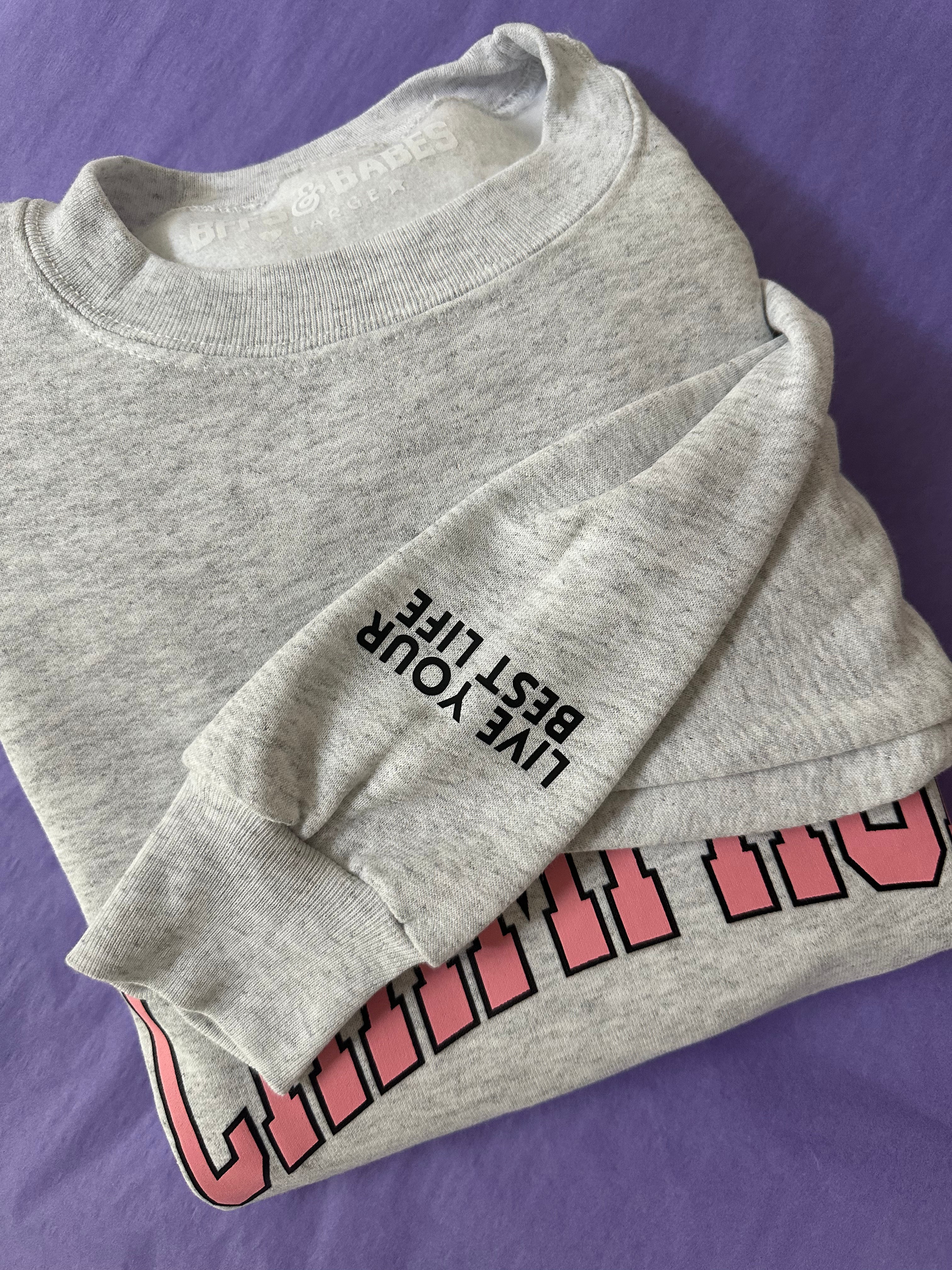 Champagne ♡ Sweatshirt With Customizable Cuff