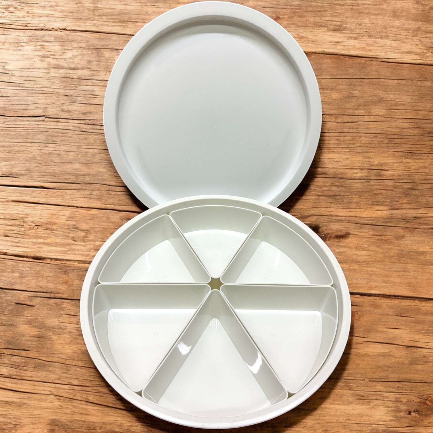 Sensory Play Tray With Removable Compartments And Lid