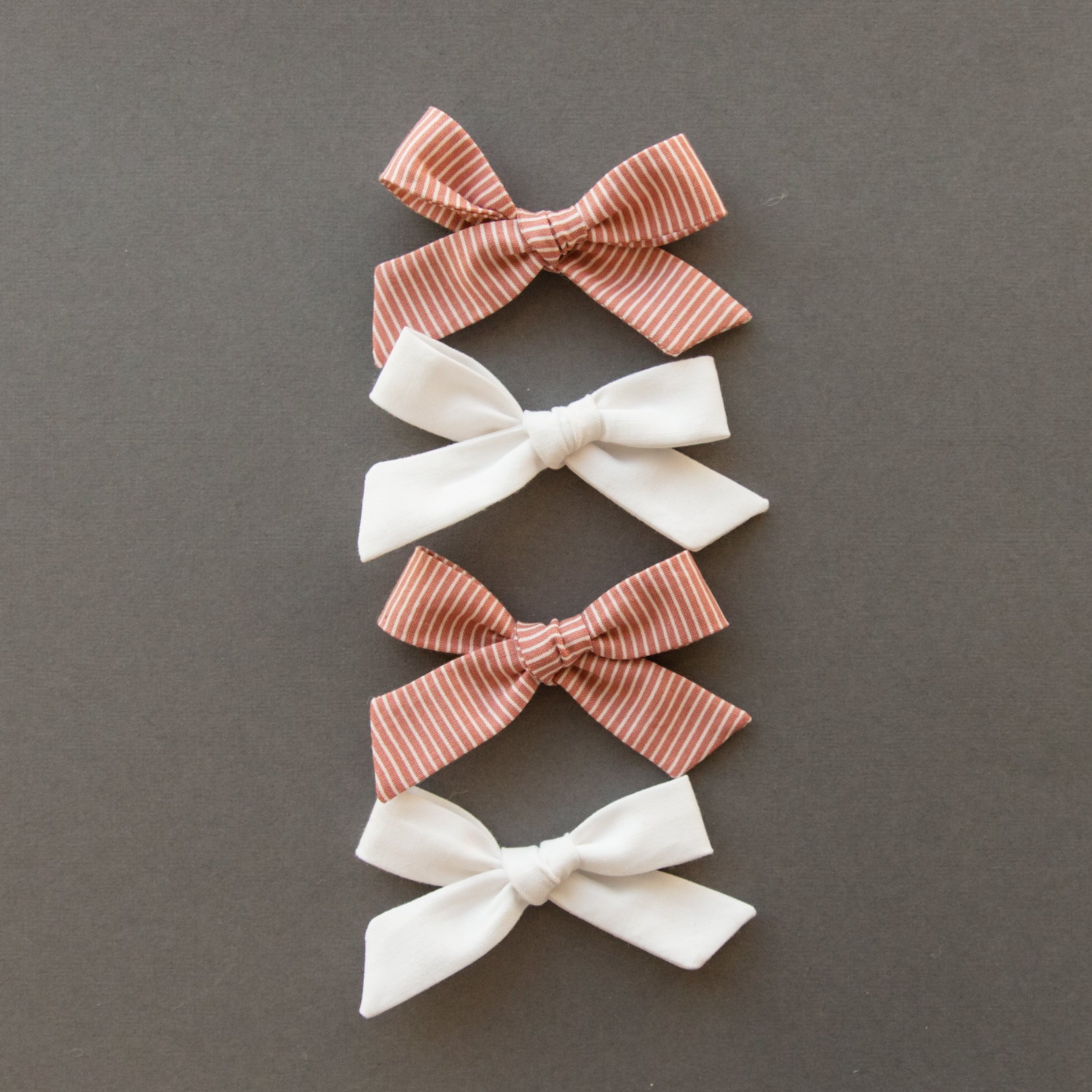 True White | Pigtail Set - Hand-tied Bow