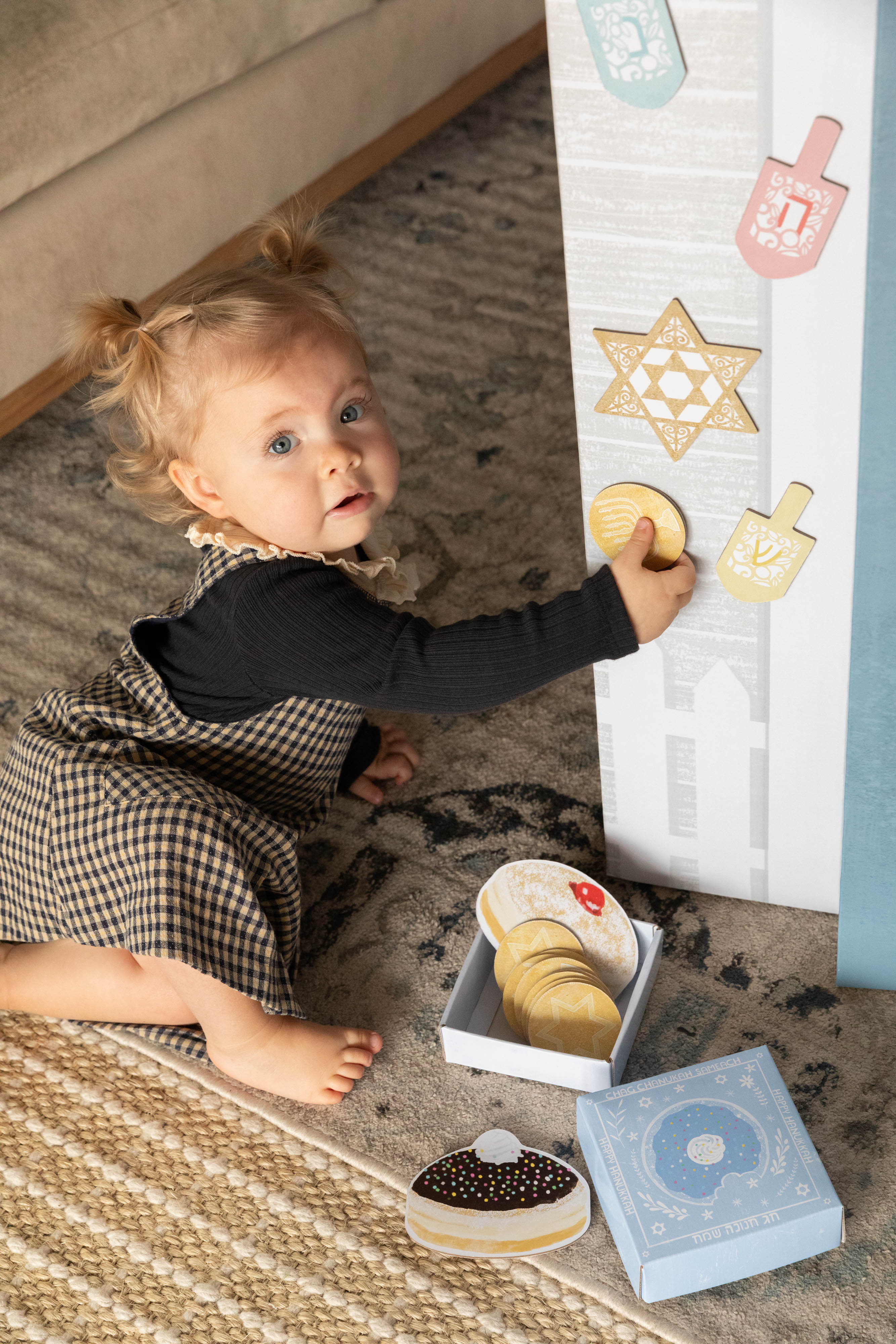 Make It Festive - Hanukkah Decor Kit (pre-order)