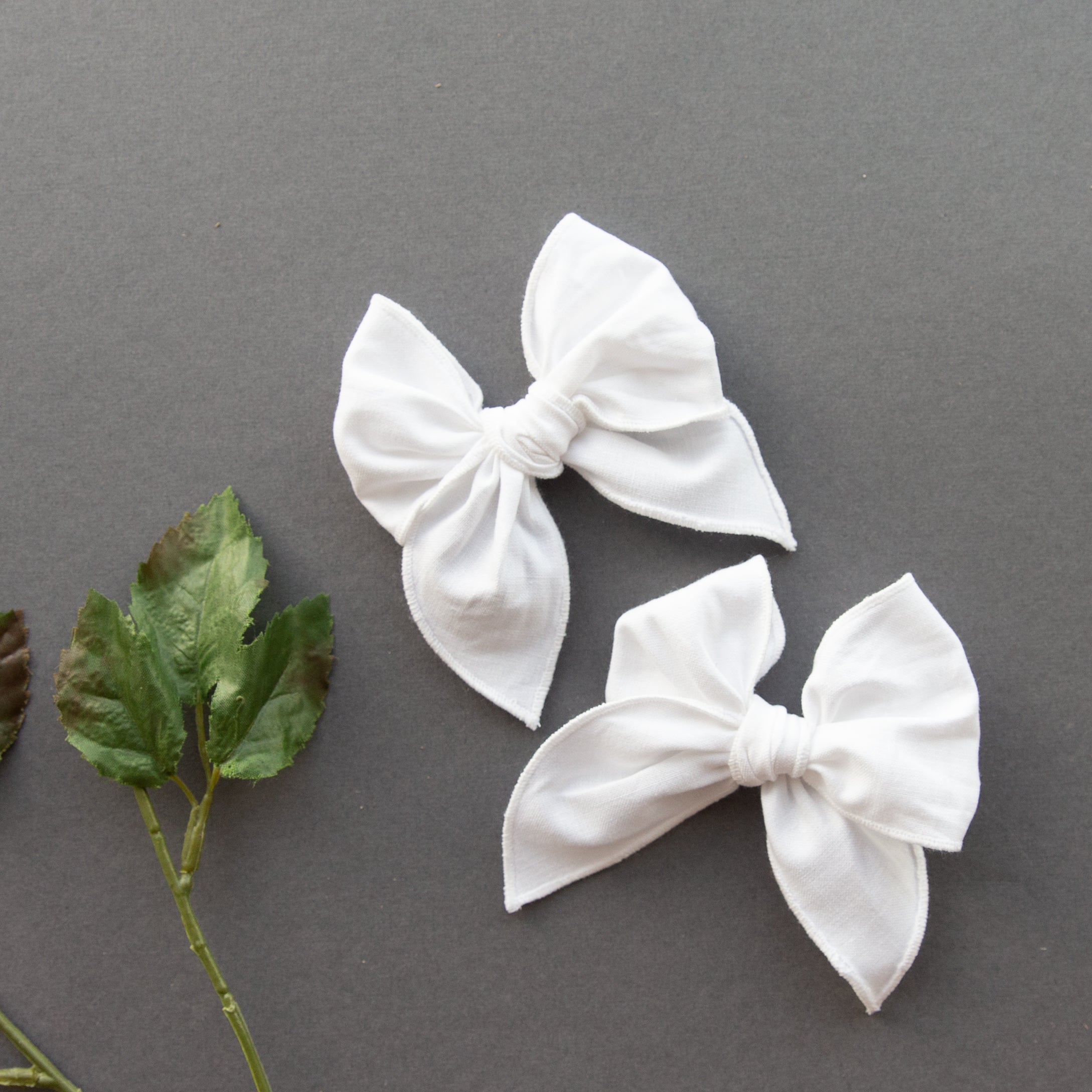 True White | Pigtail Set - Petite Party Bow