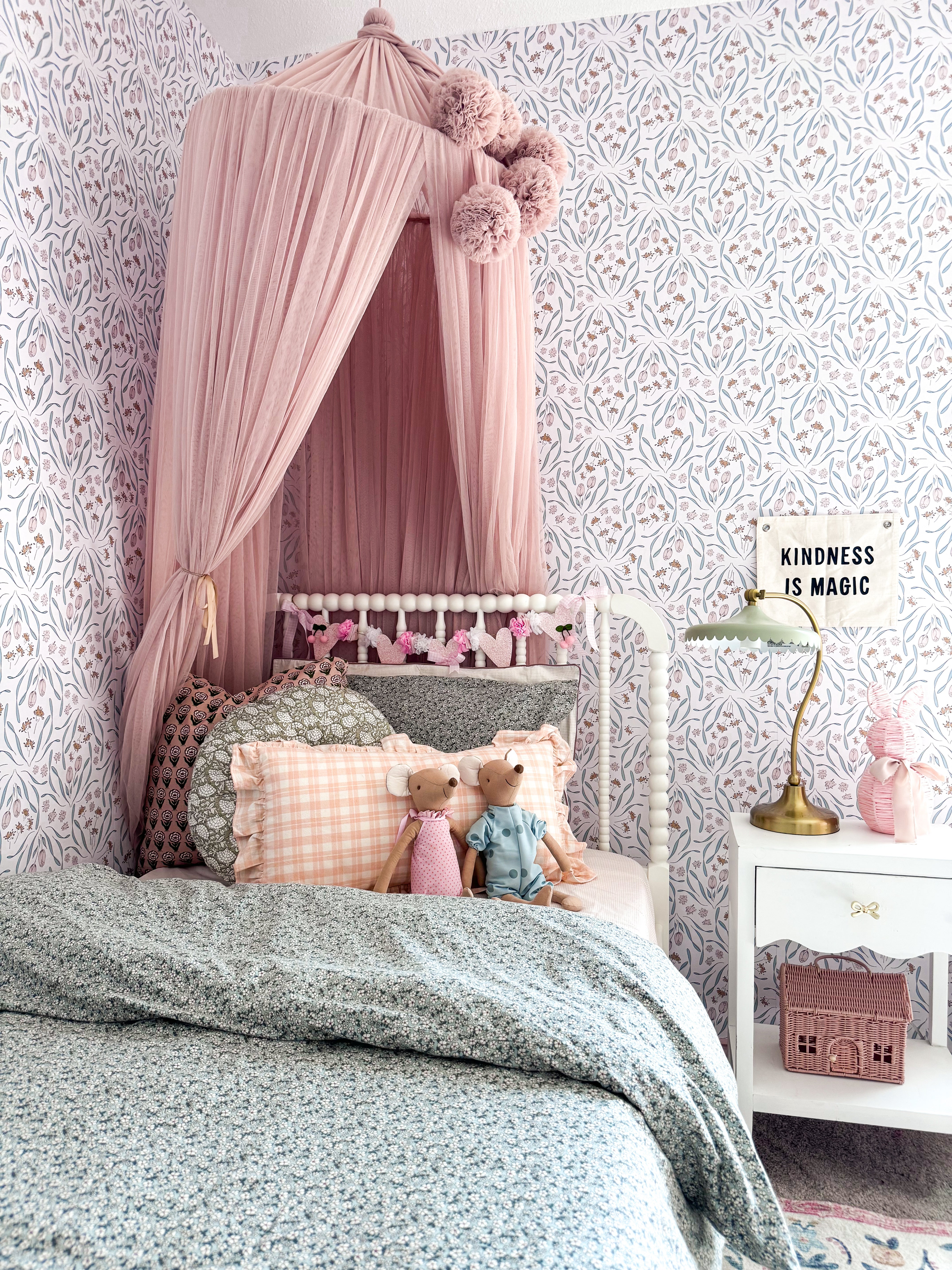 Primrose Wallpaper By Melissa Johnson Design