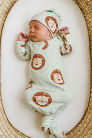 Little Lion Bamboo Knotted Gown And Hat