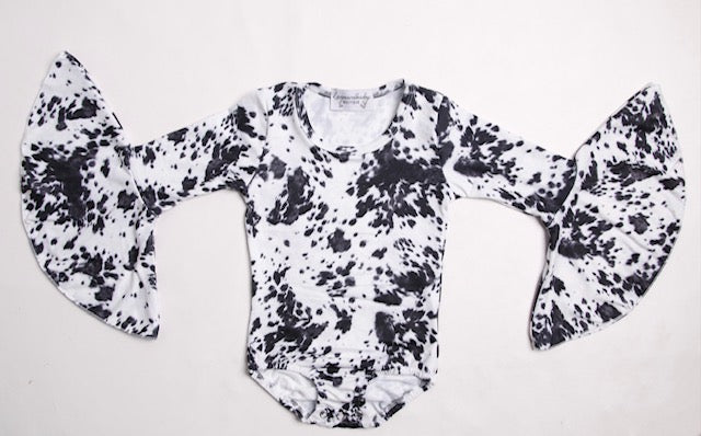 Black Cowhide Bell Leo