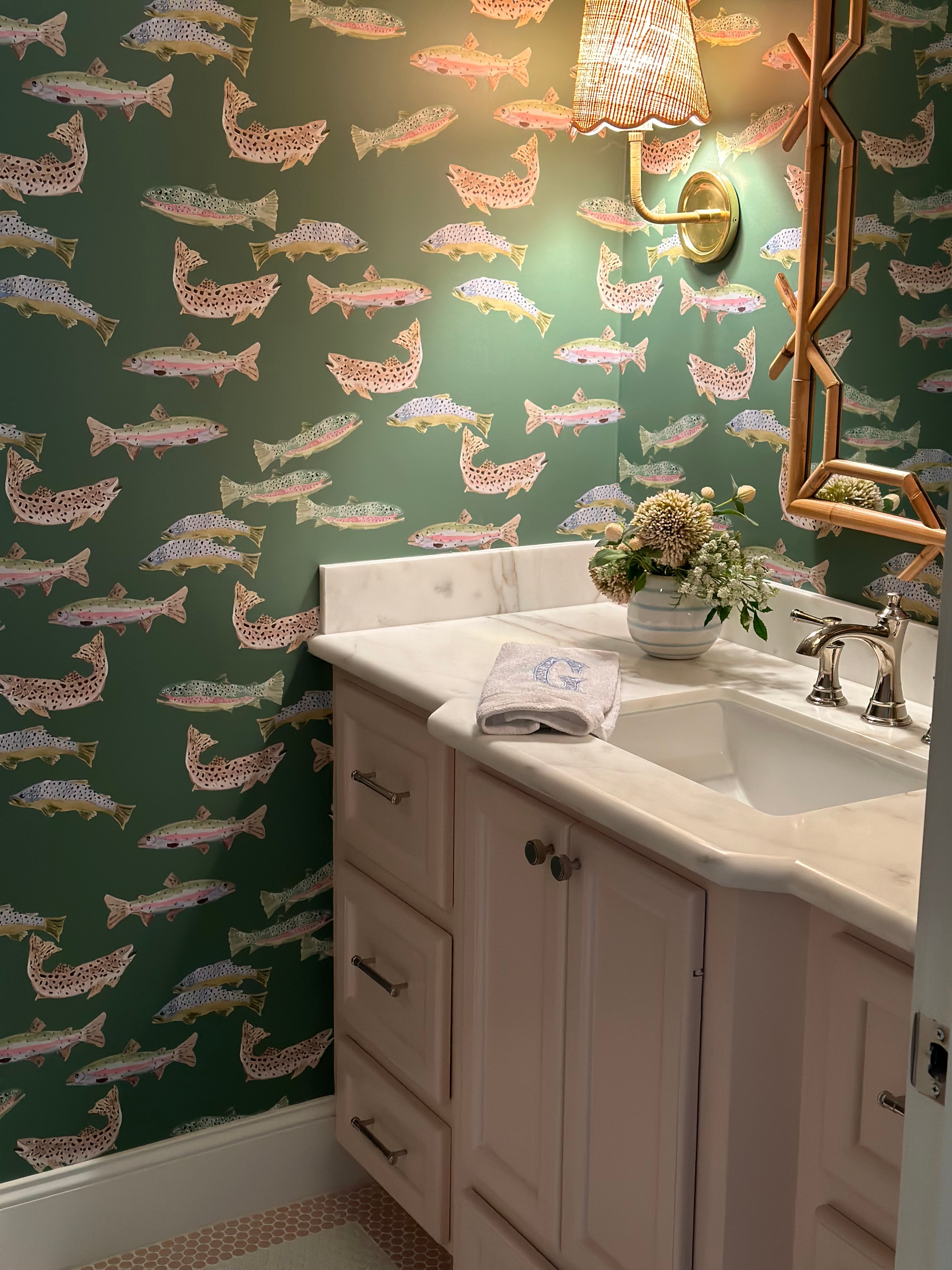 Tight Lines In Green Wallpaper