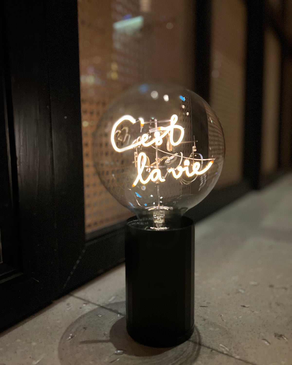 Mitb Bulb C'est La Vie Amber  With Base Table Lamp Portable