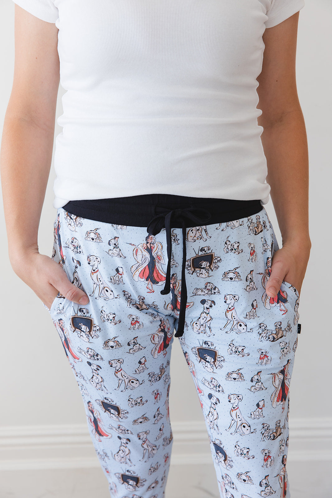 101 - Women's Jogger