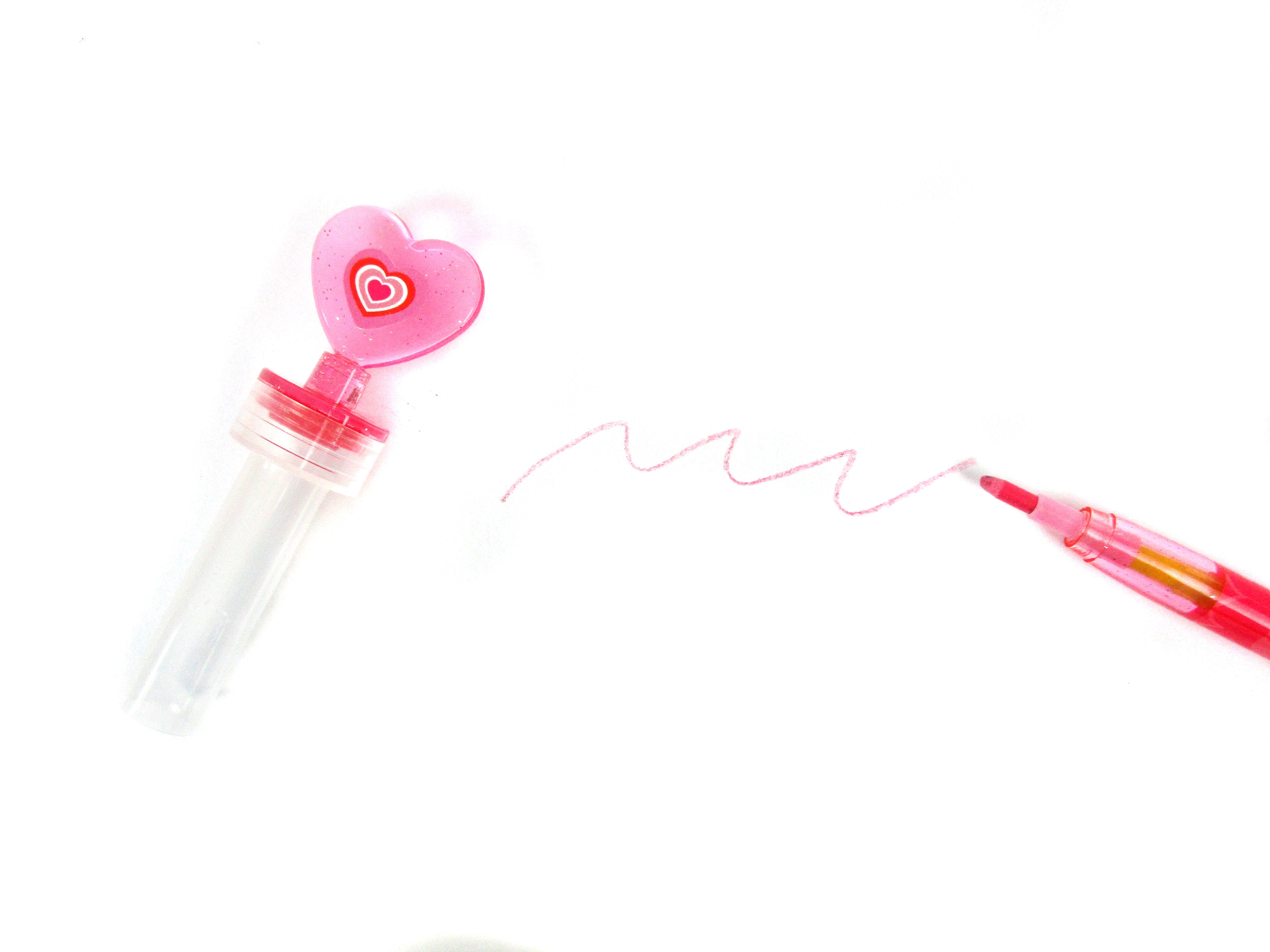 Valentine's Day Stackable Crayon With Stamper Topper