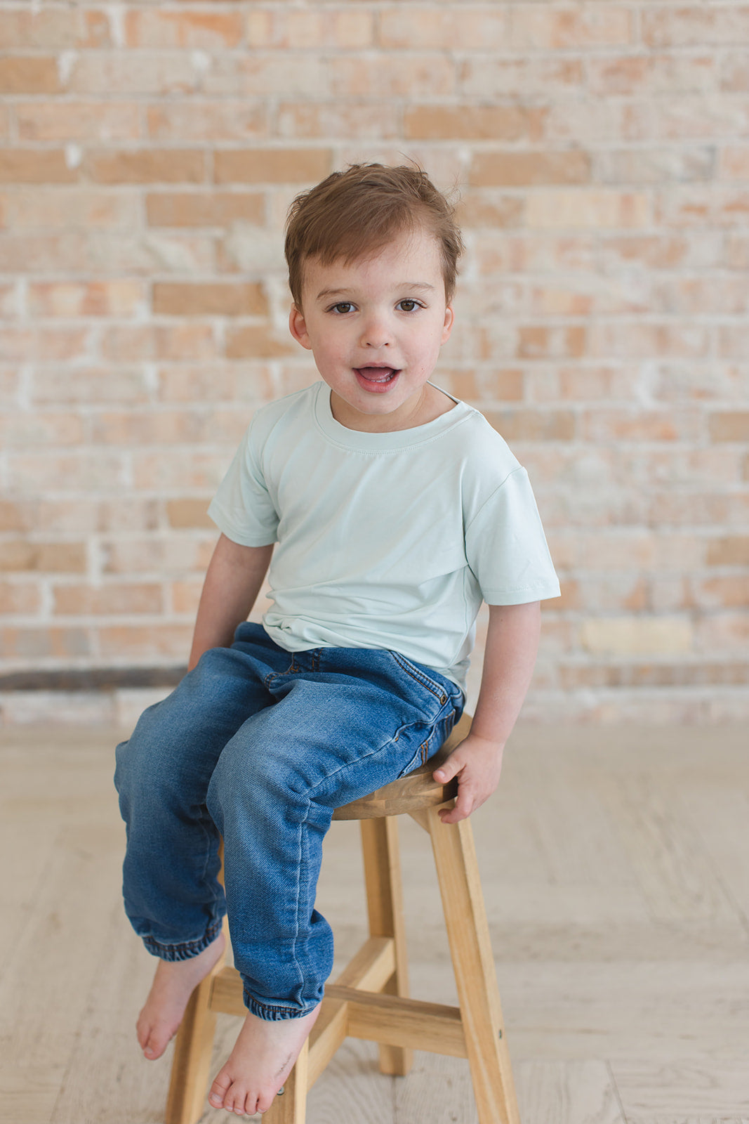 Juliet (solid Mint) - Everyday Tee