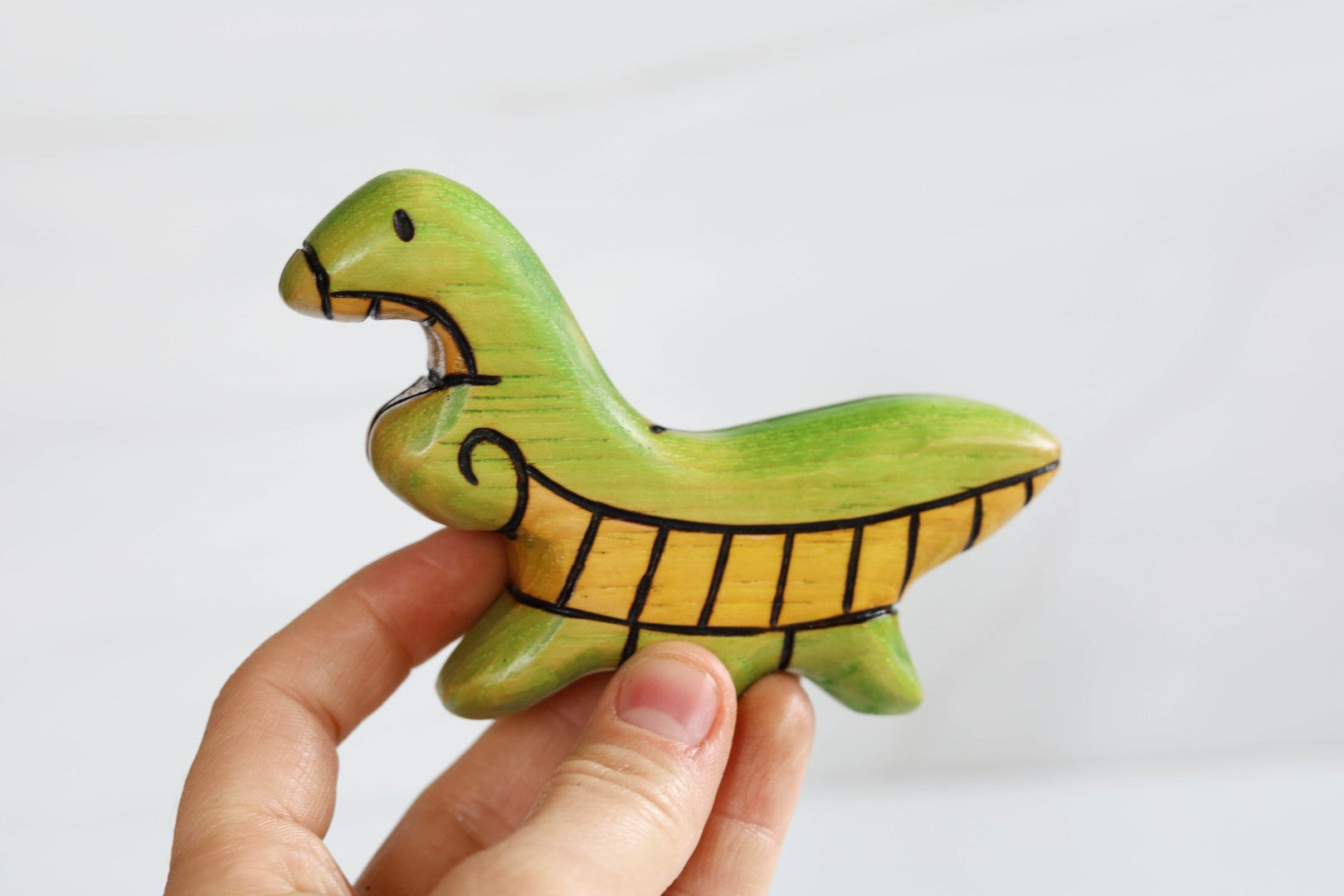 Wooden Praying Mantis Bug Toy