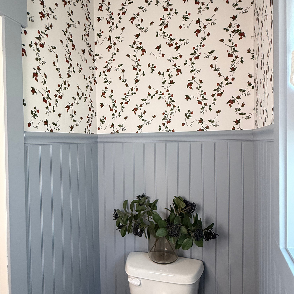 Ellen Wallpaper By Jensen Lang X Aubrey Fairchild