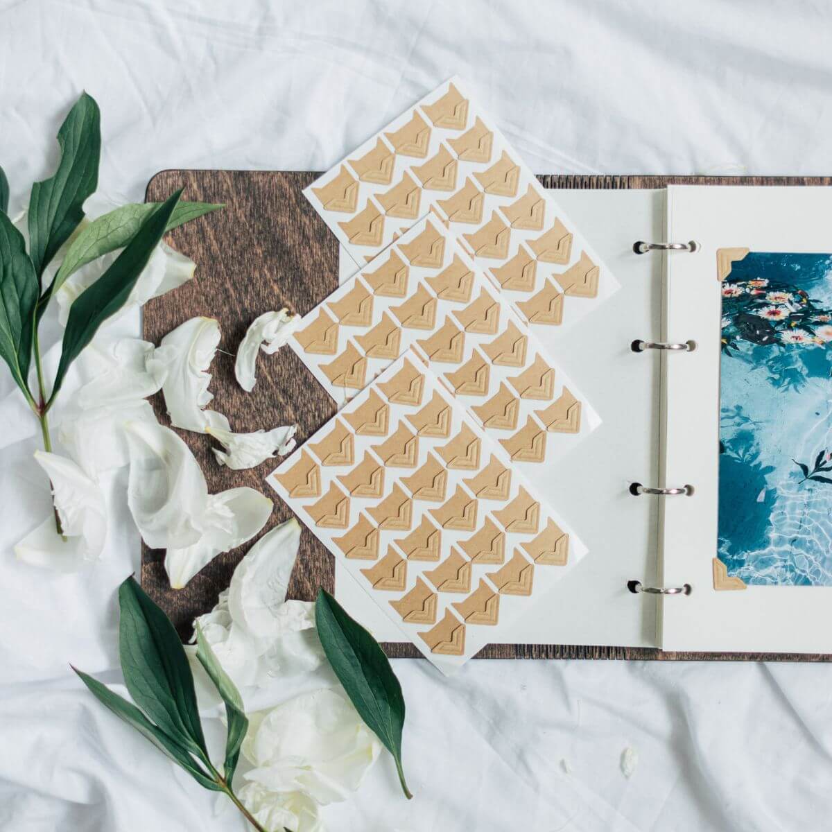 Paper Photo Corners