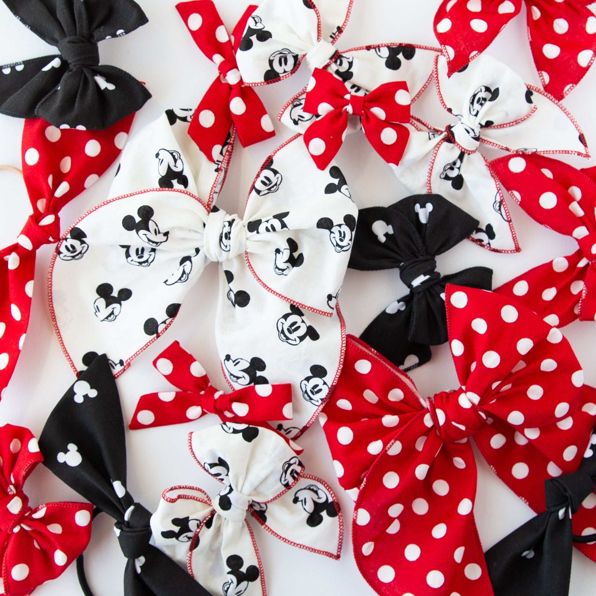 Minnie's Polka Dot  | Petite Party Bow