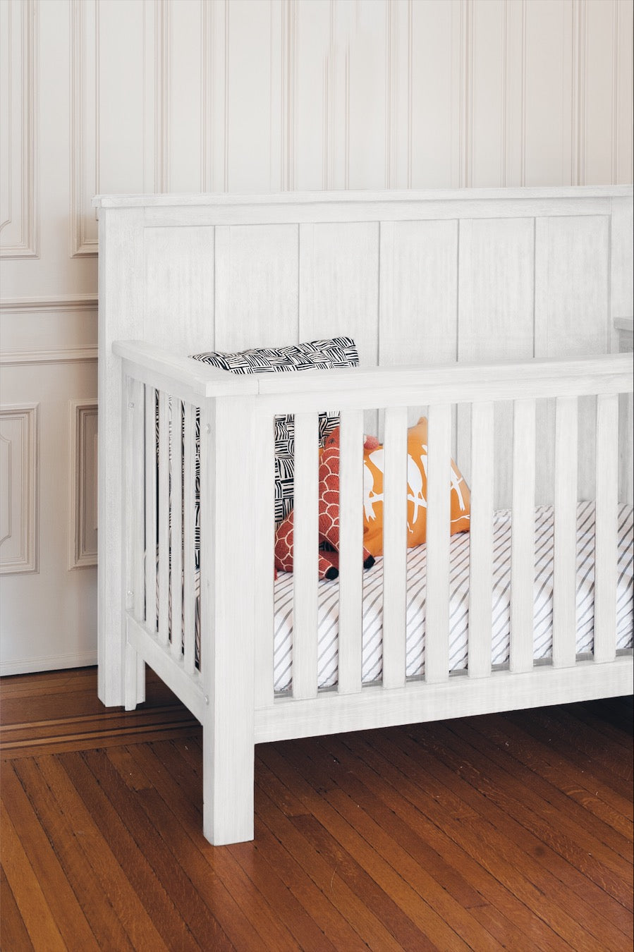 Relic Batten 4-in-1 Convertible Crib