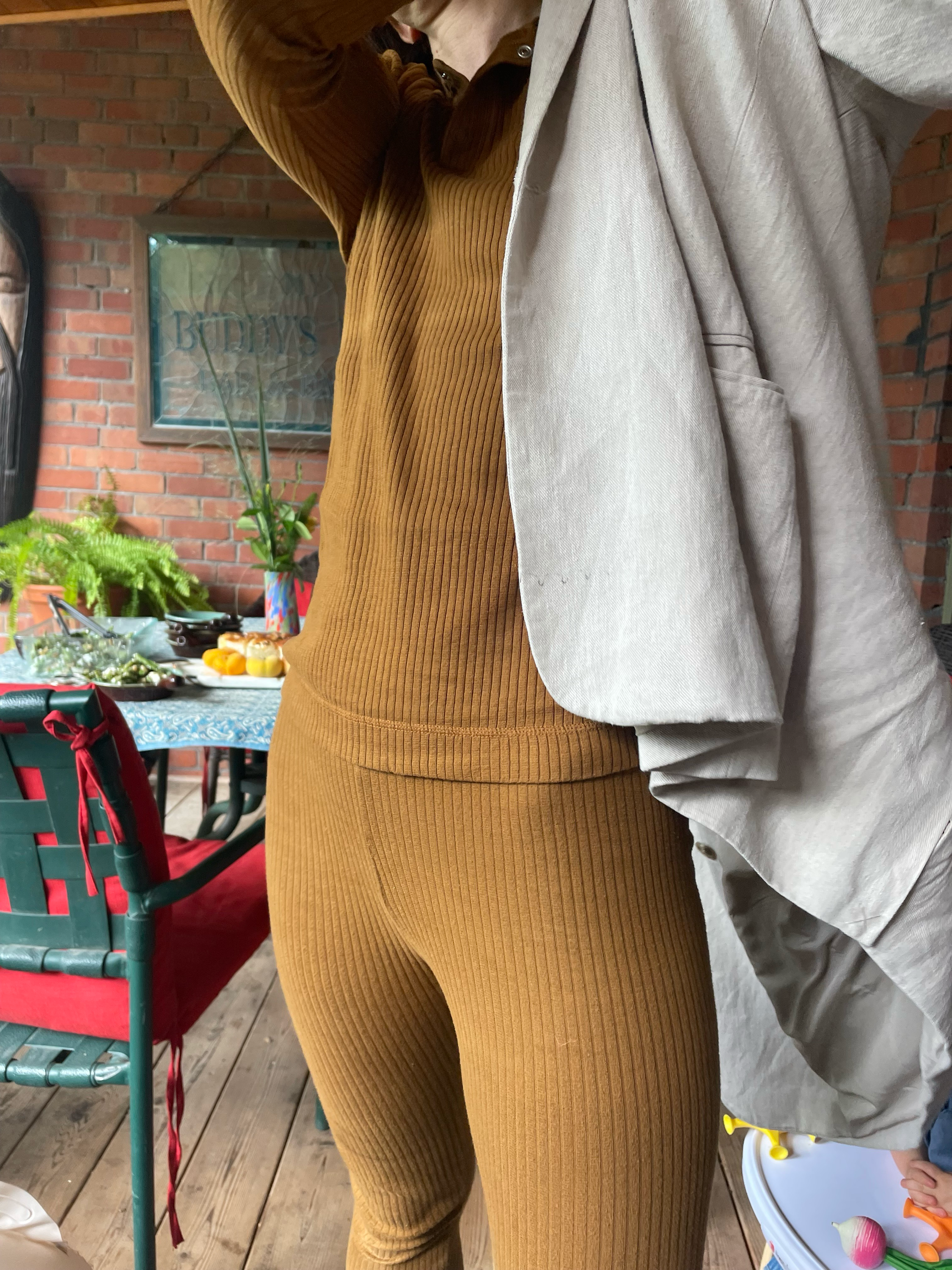 The Ribbed Top - Women's