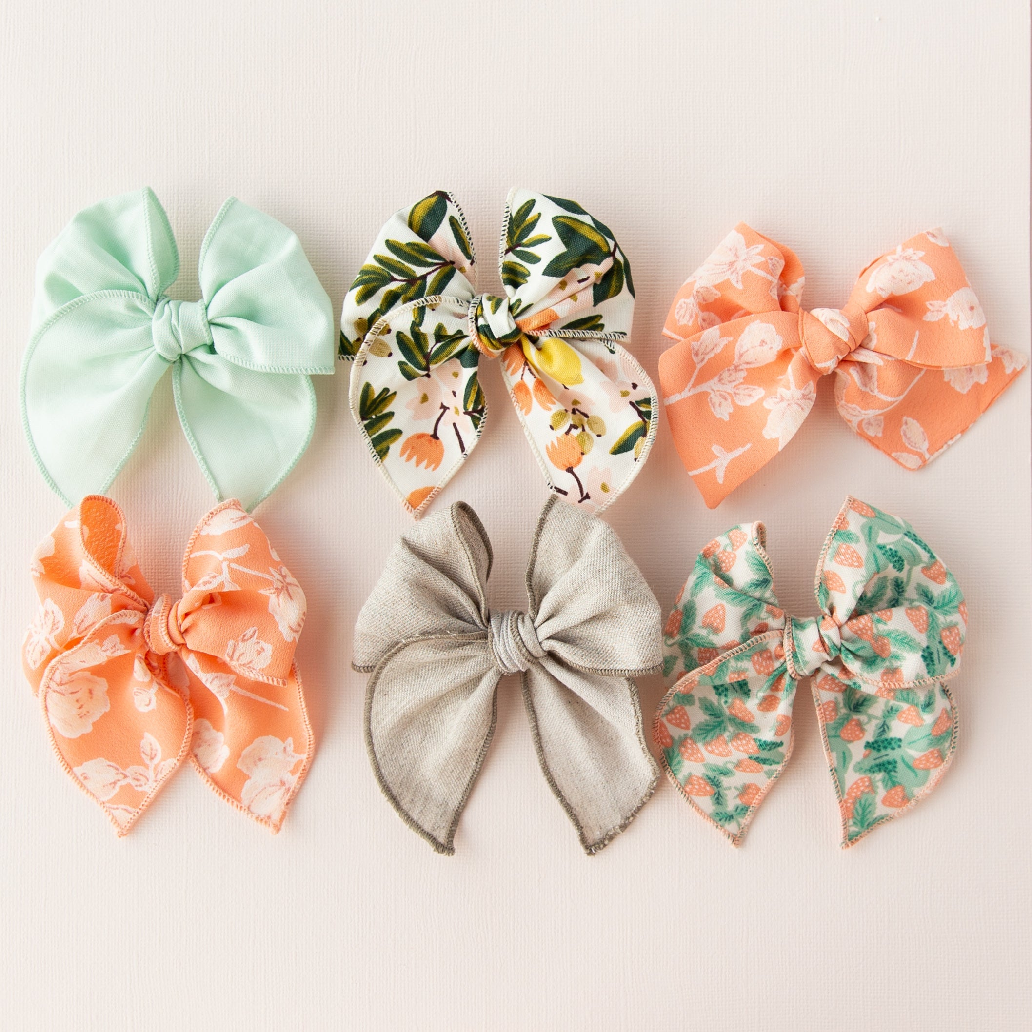 Flax | Petite Party Bow