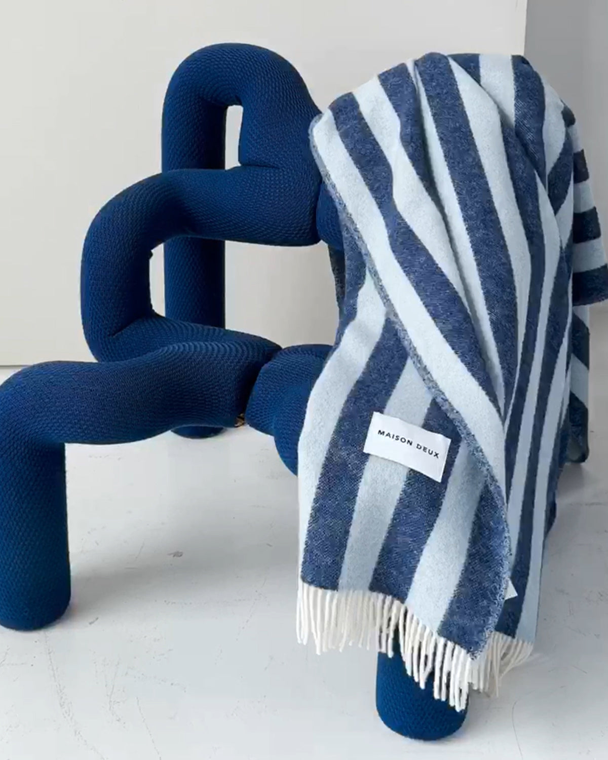Blanket Candy Wrap Navy / Ice Blue 4.25 X 6.5 Ft