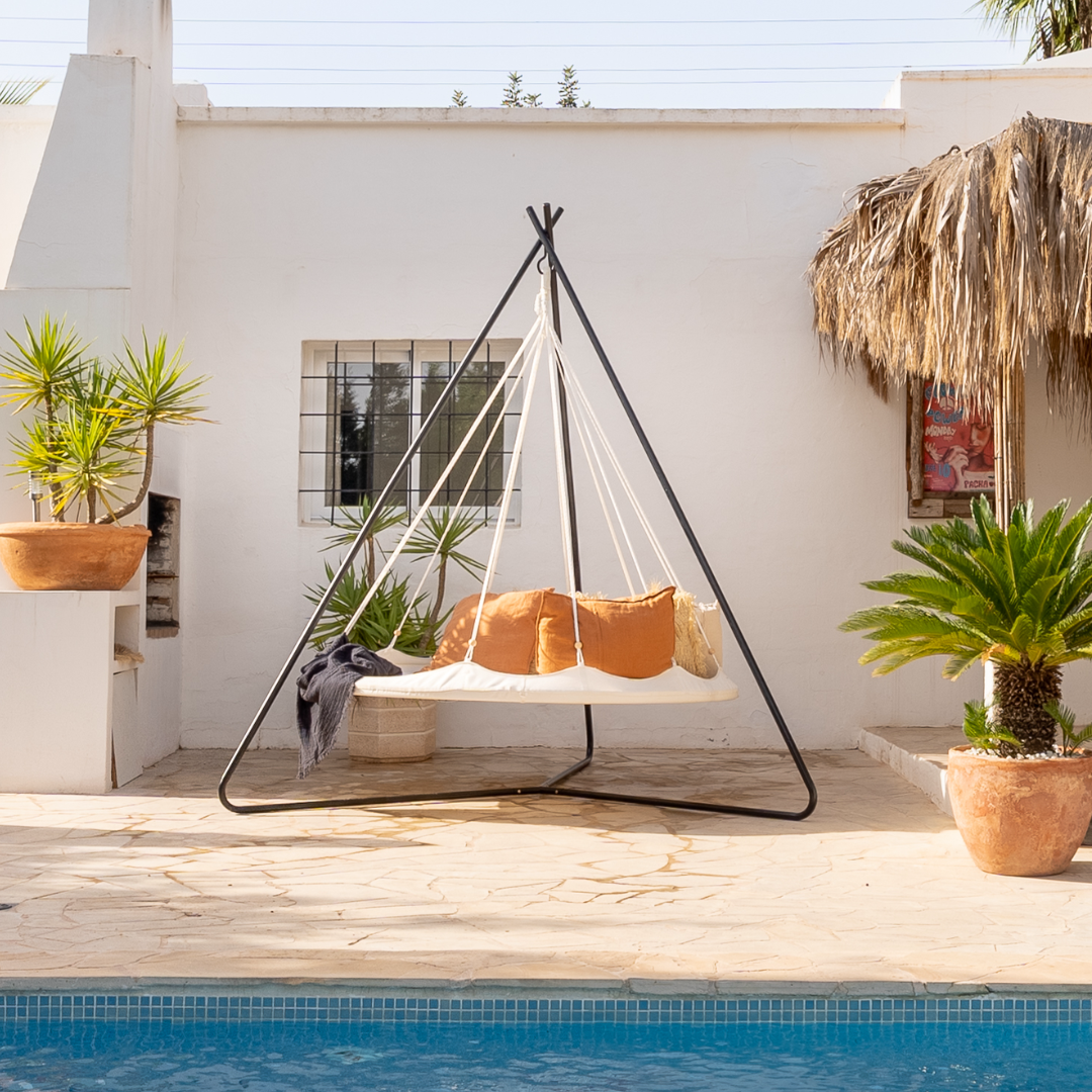 Indoor Powder-coated Steel Stand