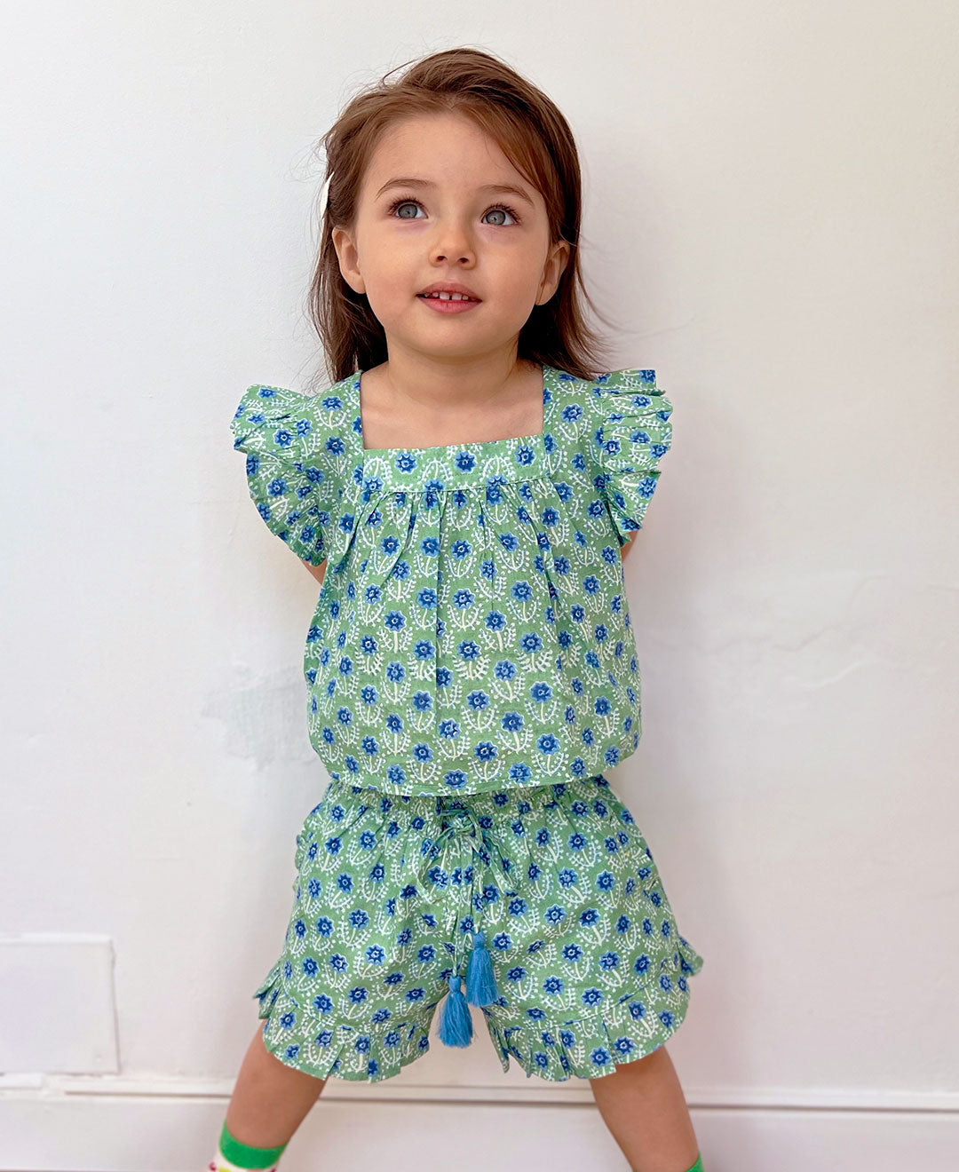 Mini O&i Issy Shorts Green And Blue Azalea