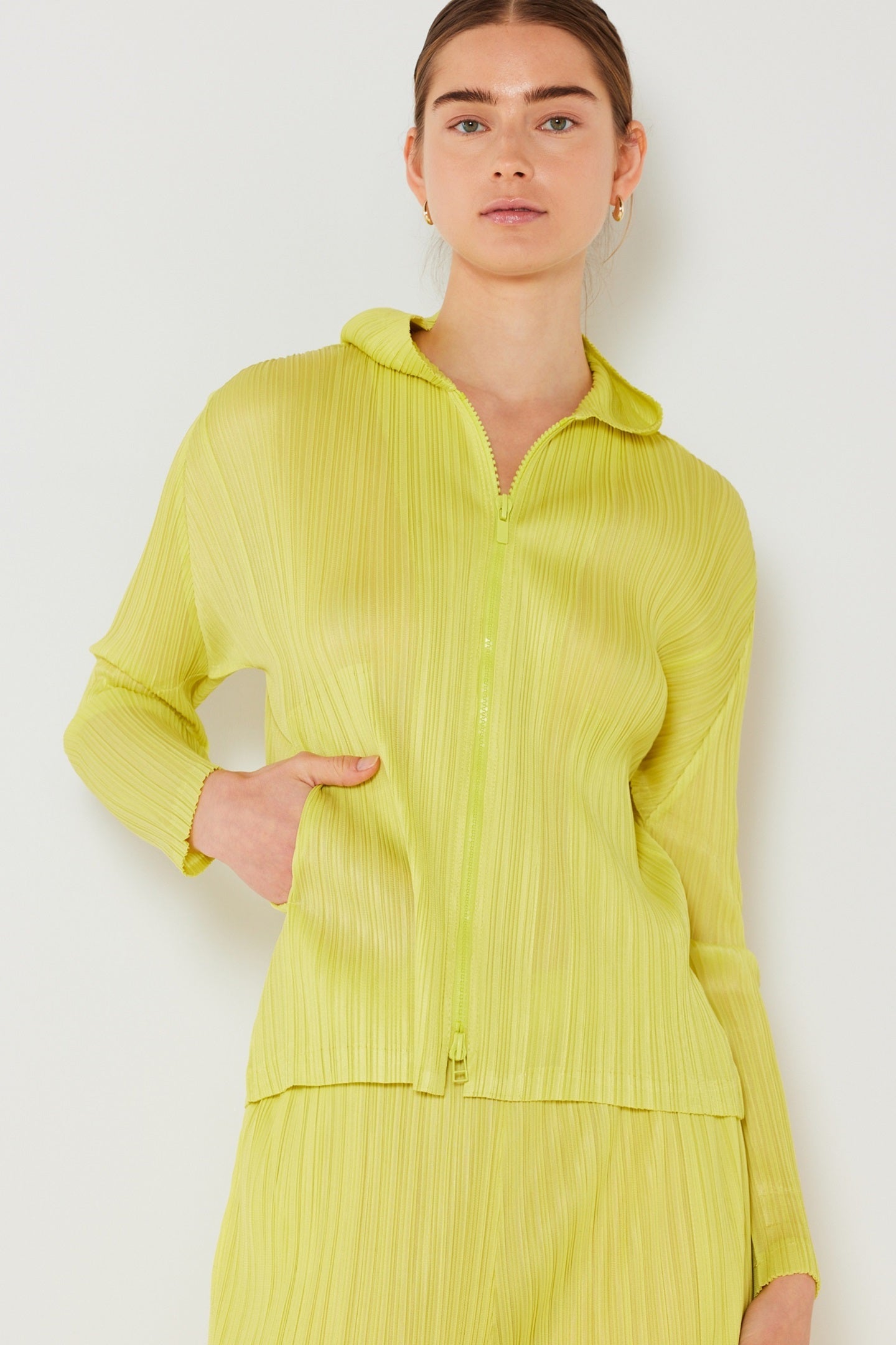 Pleated Jacket W/ Two-way Zipper - J01hd_lime
