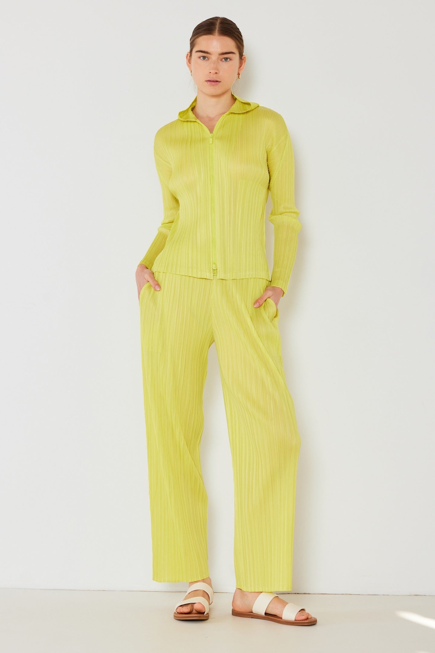 Pleated Jacket W/ Two-way Zipper - J01hd_lime