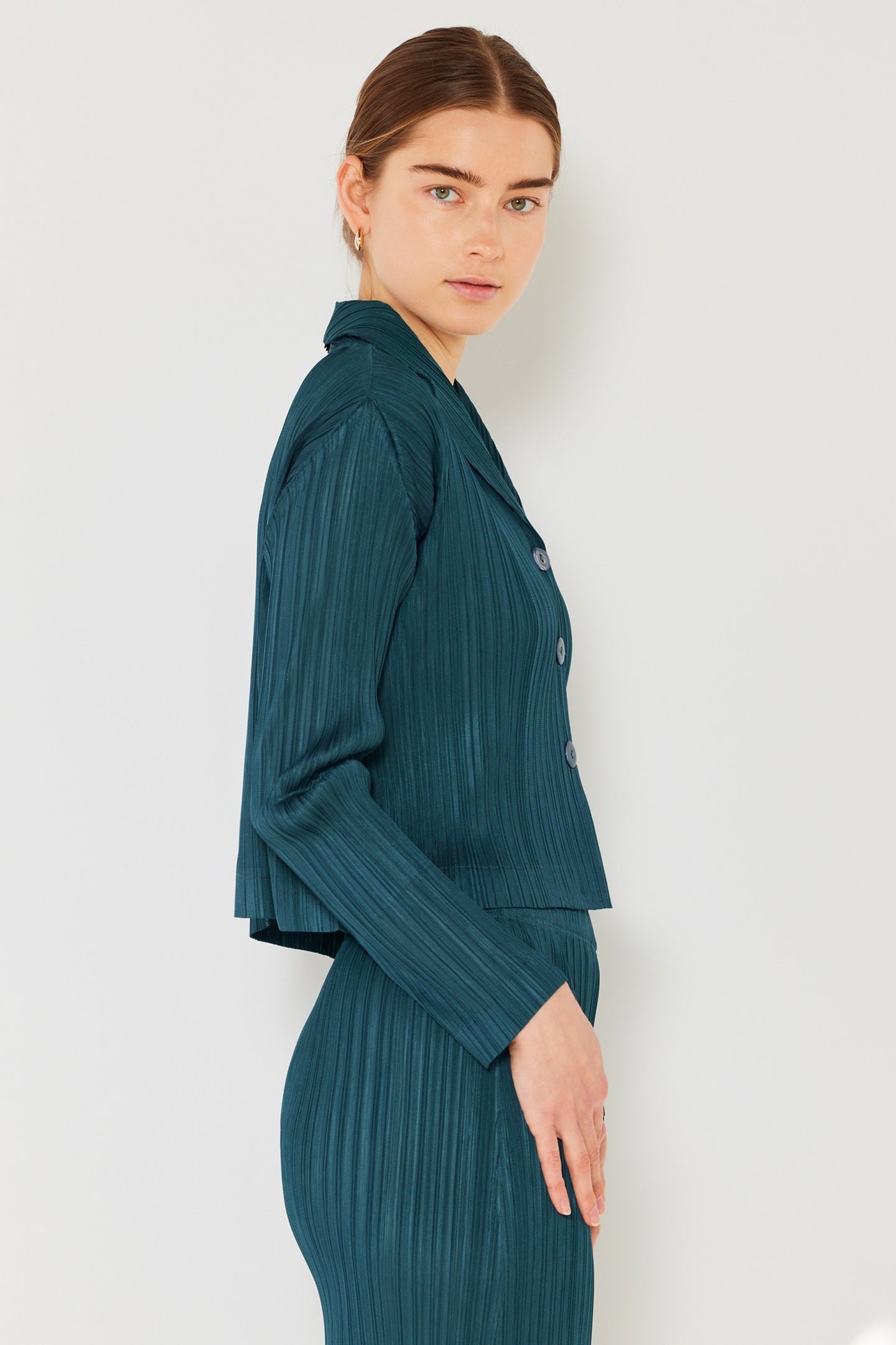 Pleated Cropped Button Up Top - J03cr_deep Green