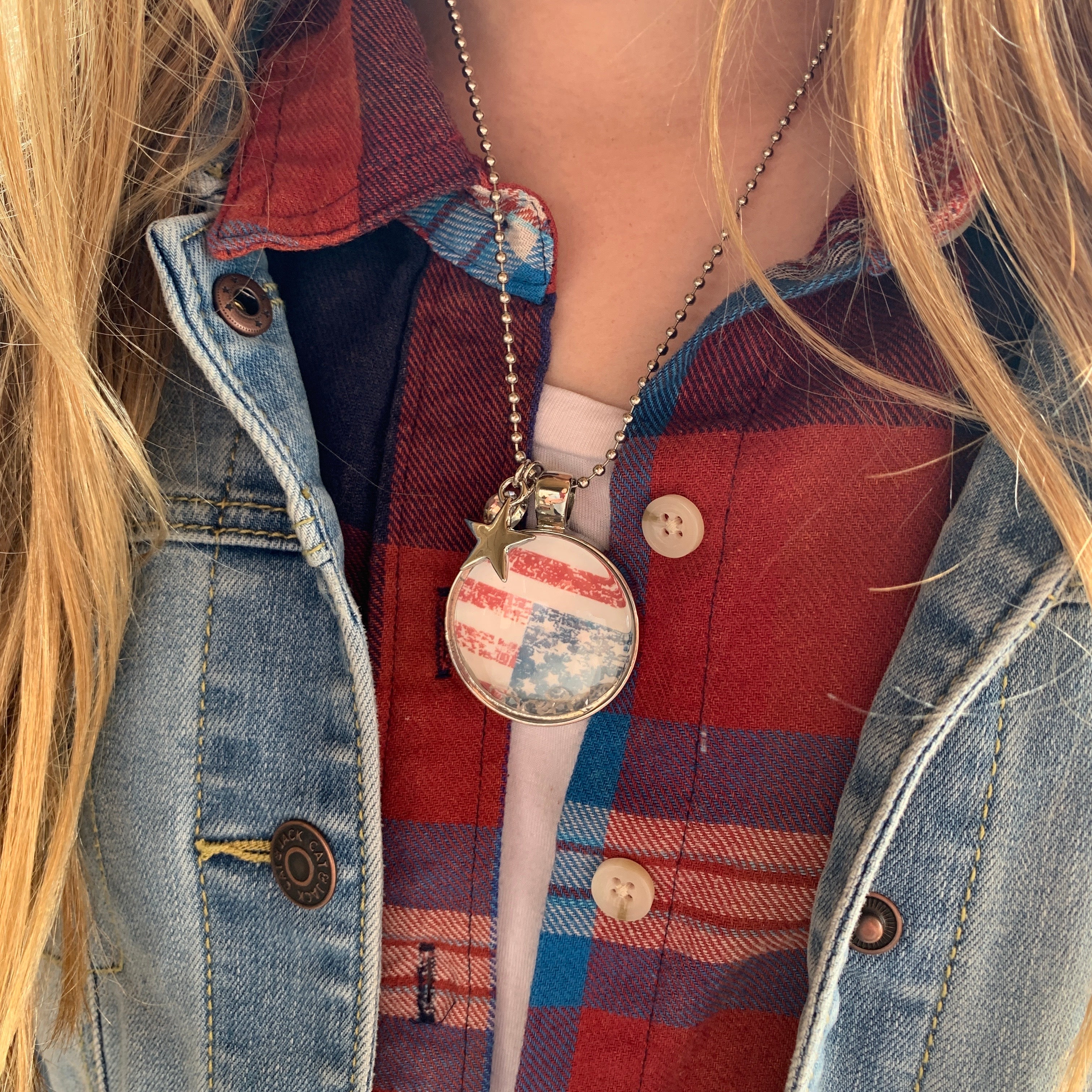 American Flag Shaker Pendant With Charms