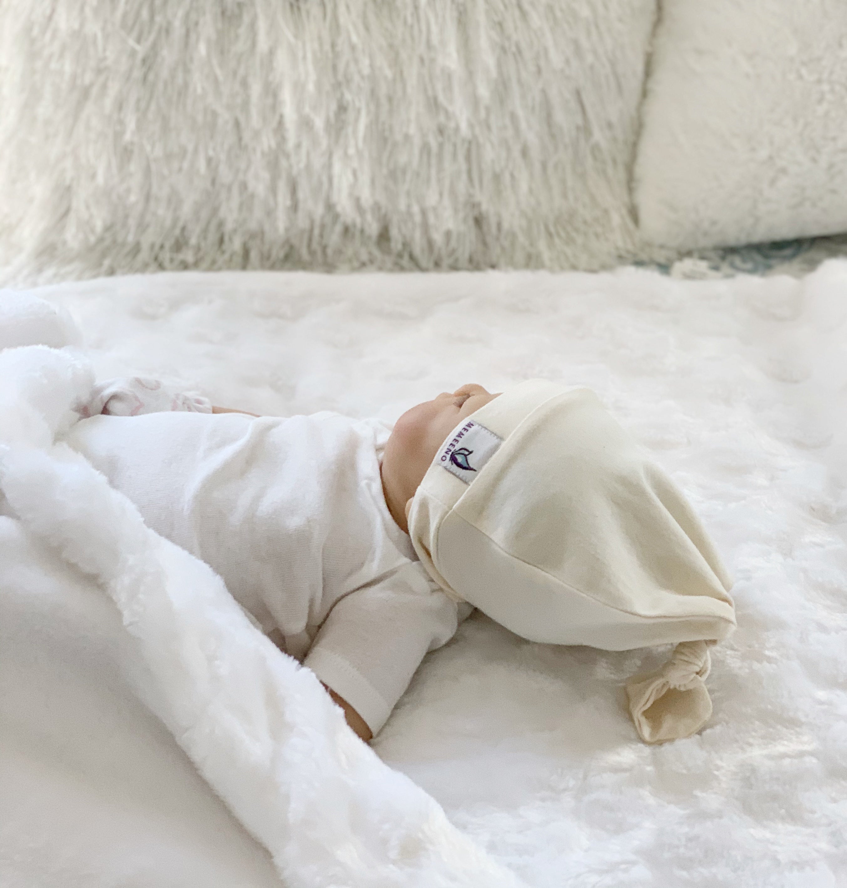 Newborn Top Knot Hat - Naturelle