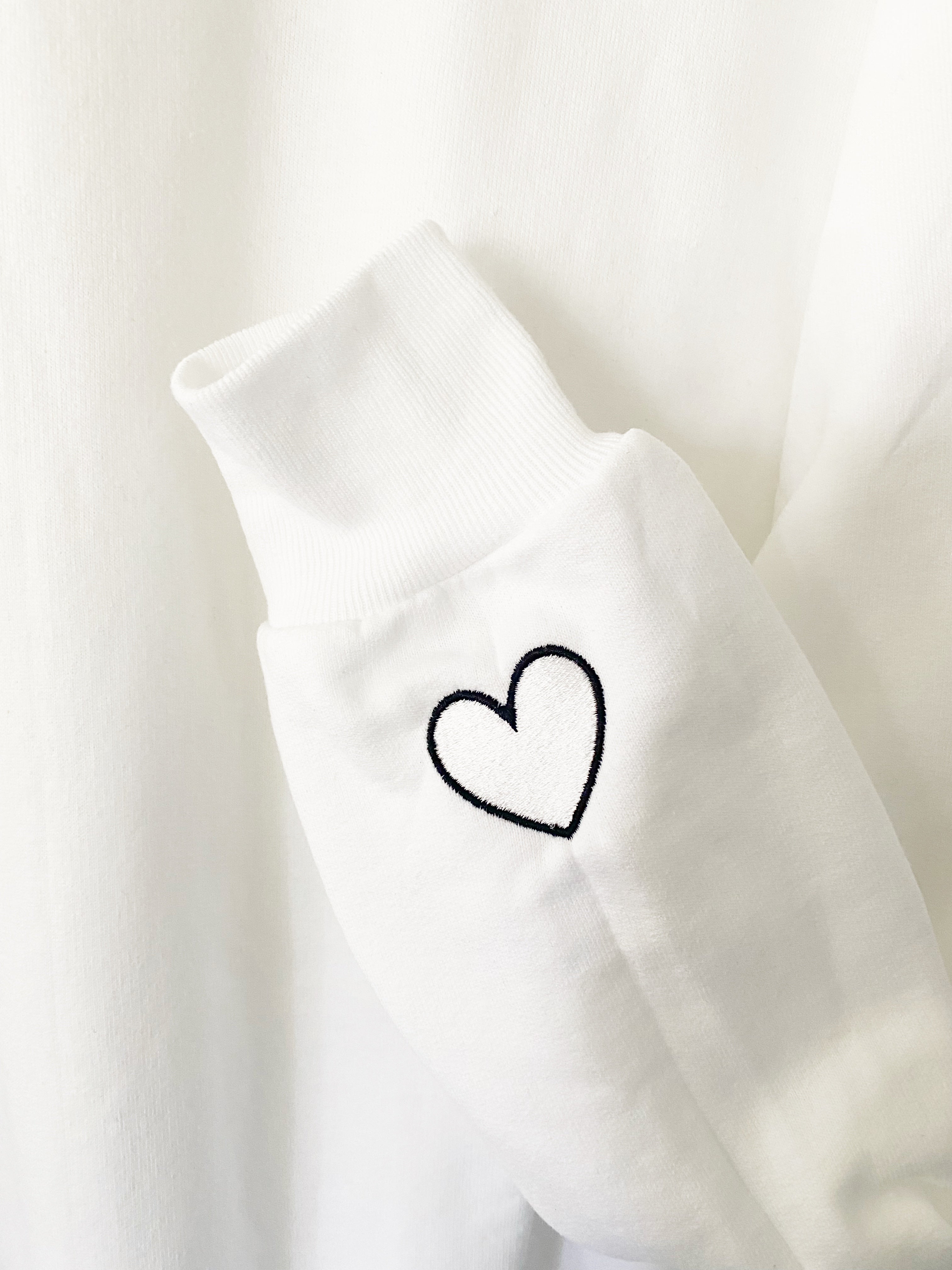 Bffs & Babes X You ♡ Personalized Label + Stitch Collar White Sweatshirt