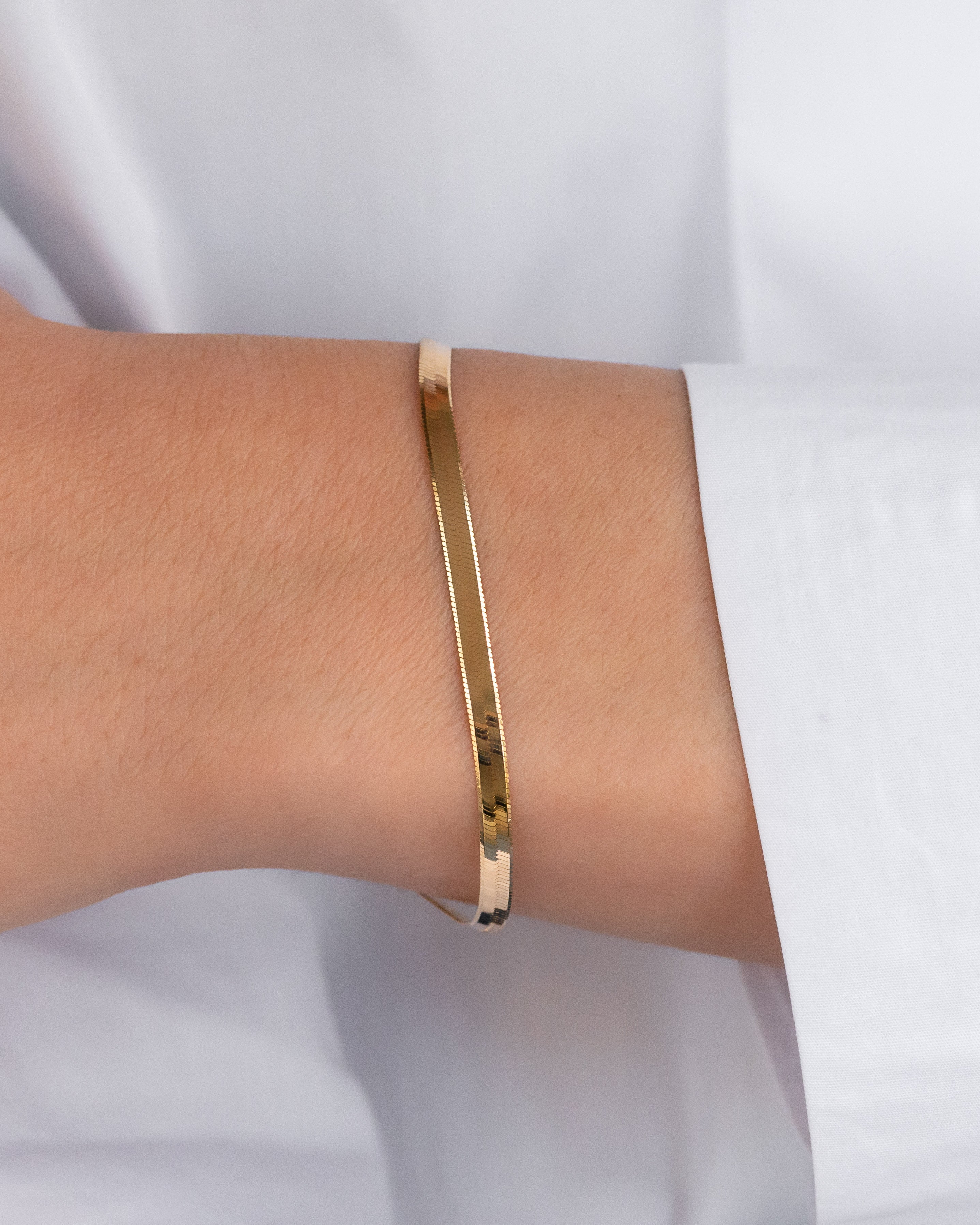 14k Gold Herringbone Bracelet