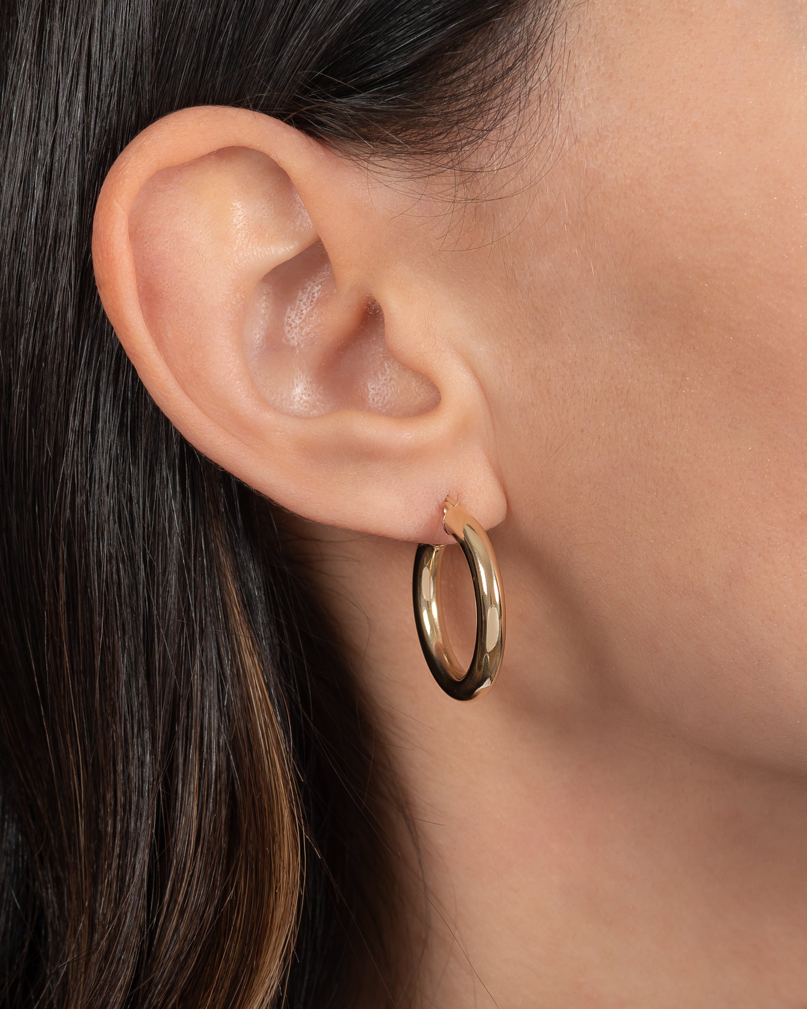 14k Gold Medium Thick Hoop Earrings