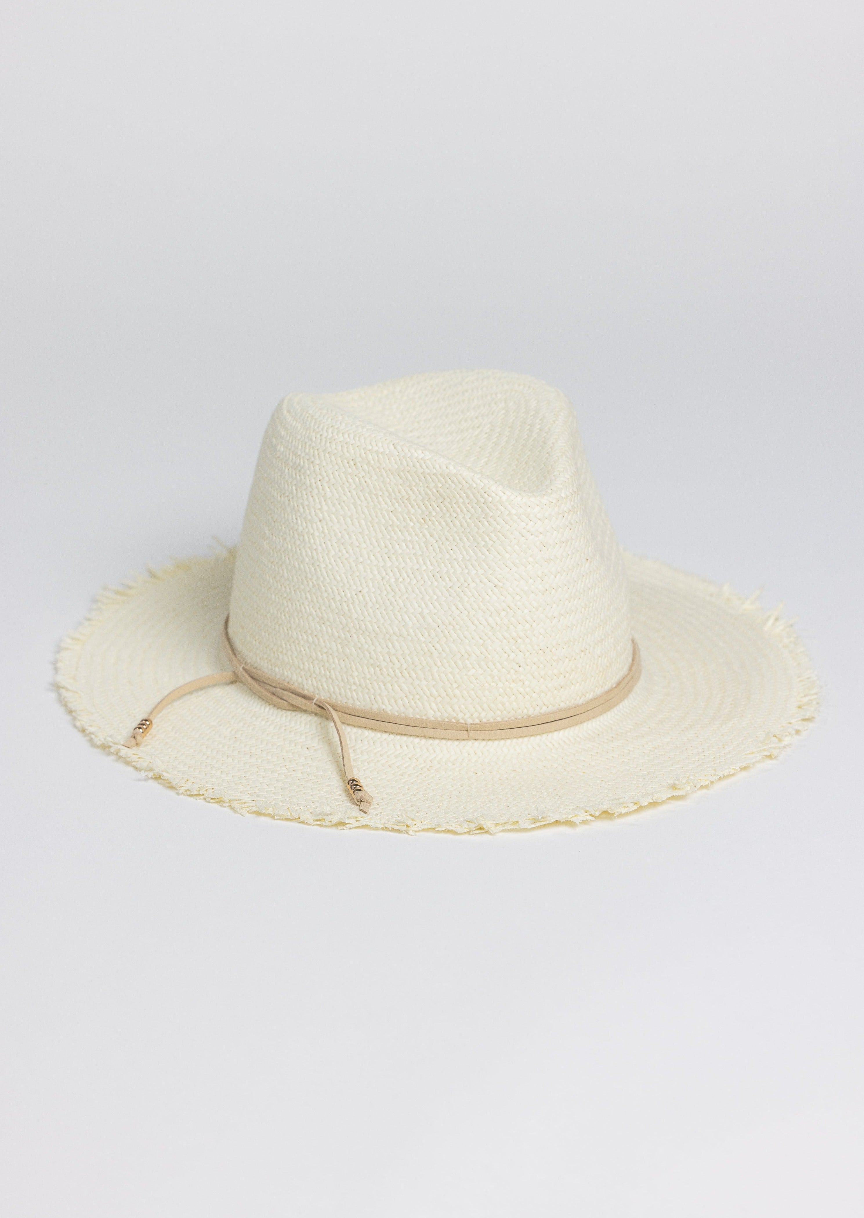 Classic Packable Travel Hat With Fringe- Bleach