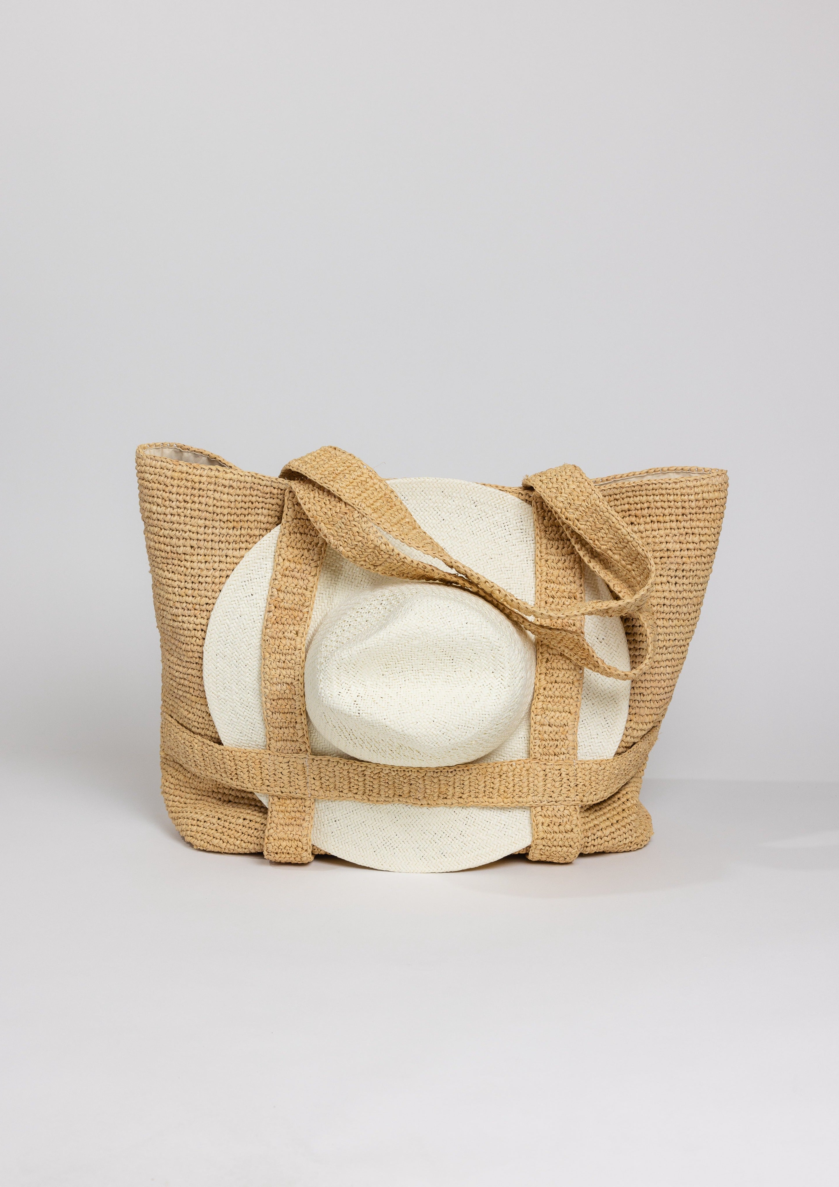 The Original Straw Traveler Bag