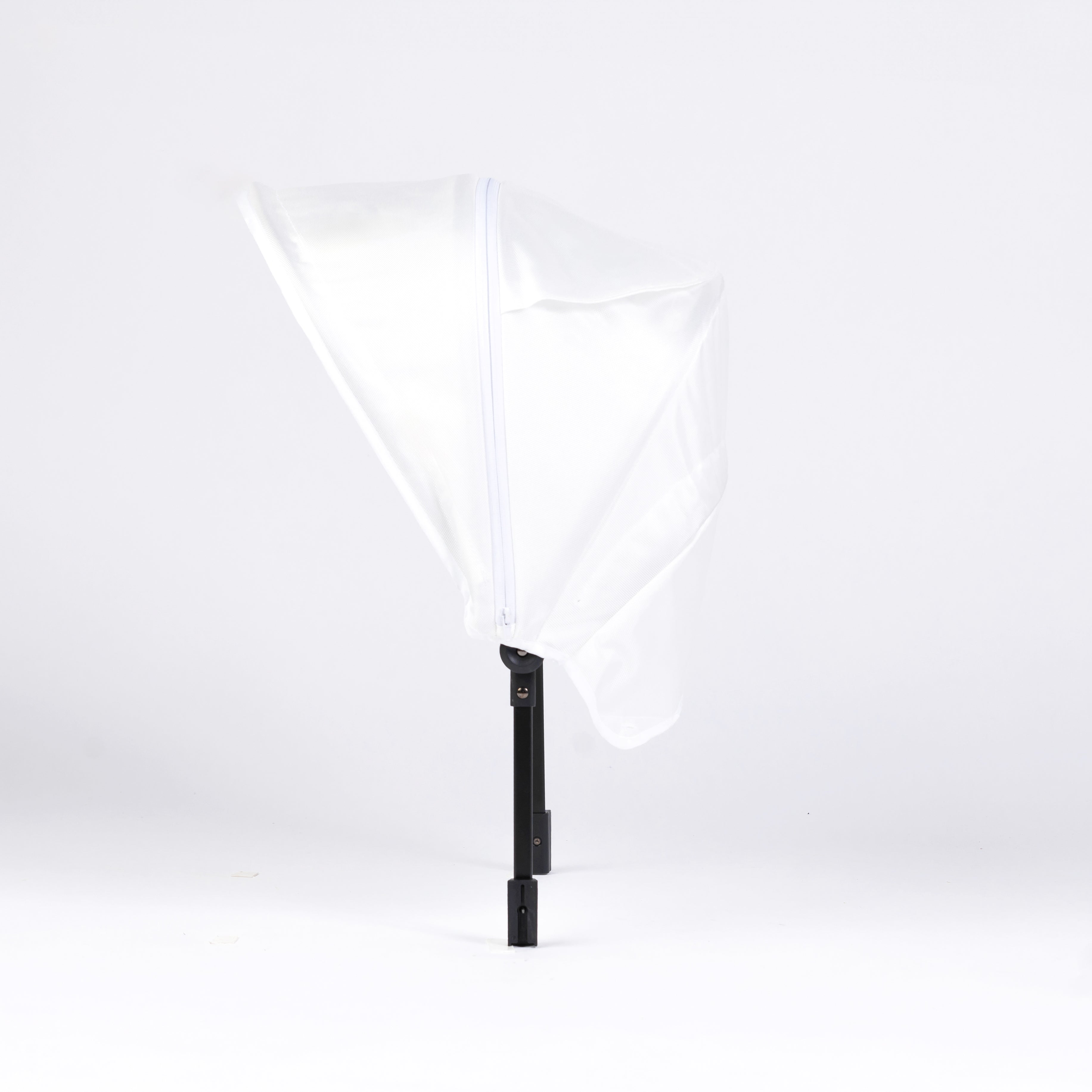 Oversized Uv 50+ Retractable Canopy - Weekender White