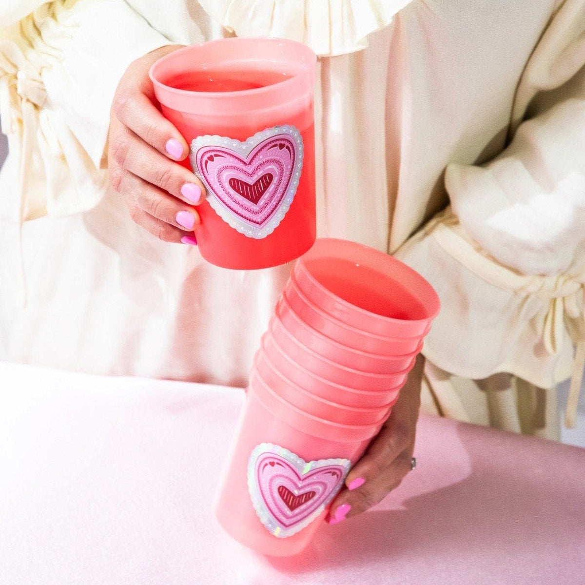 Color Changing Heart Cups (8 Count)