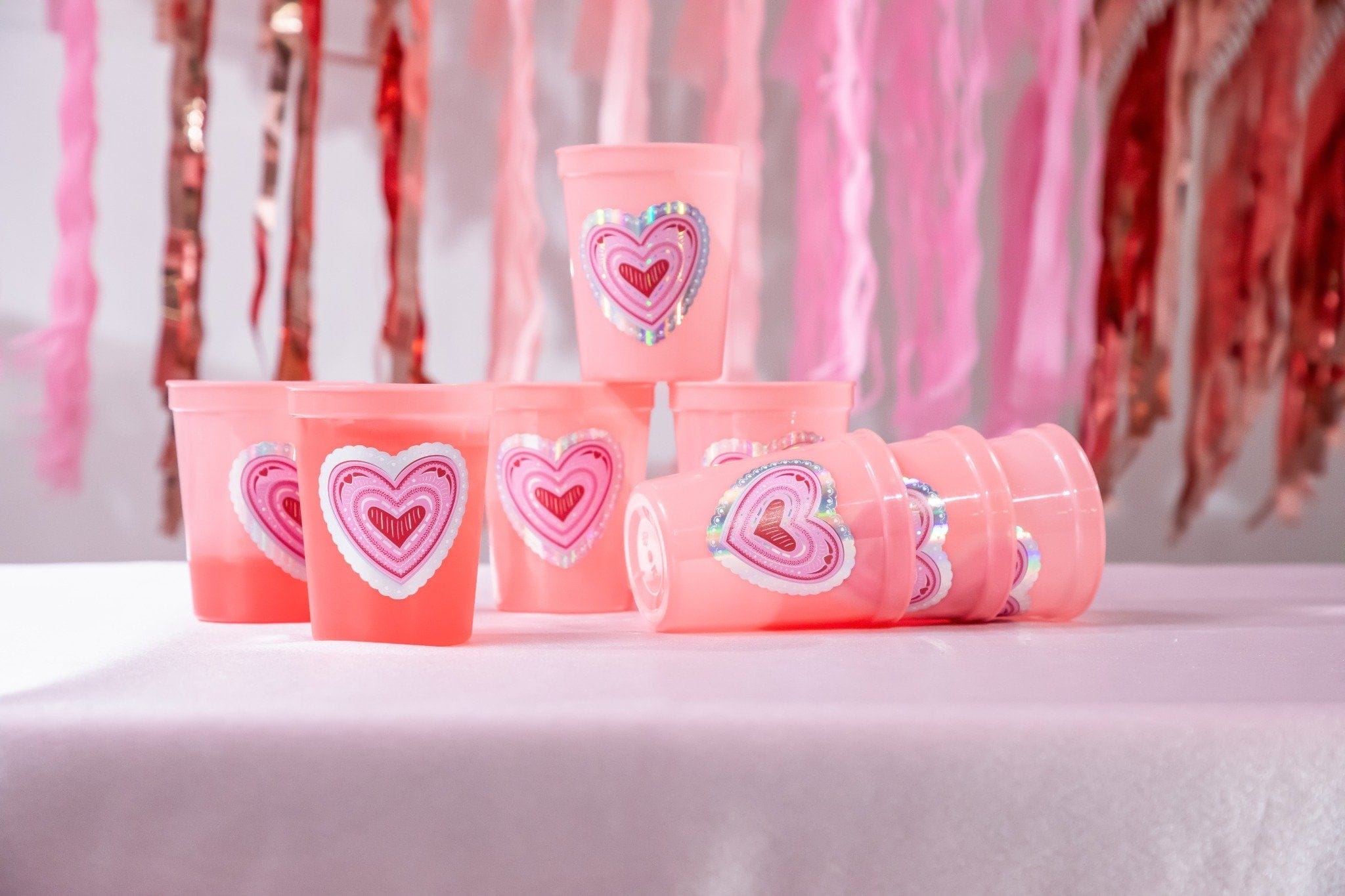 Color Changing Heart Cups (8 Count)