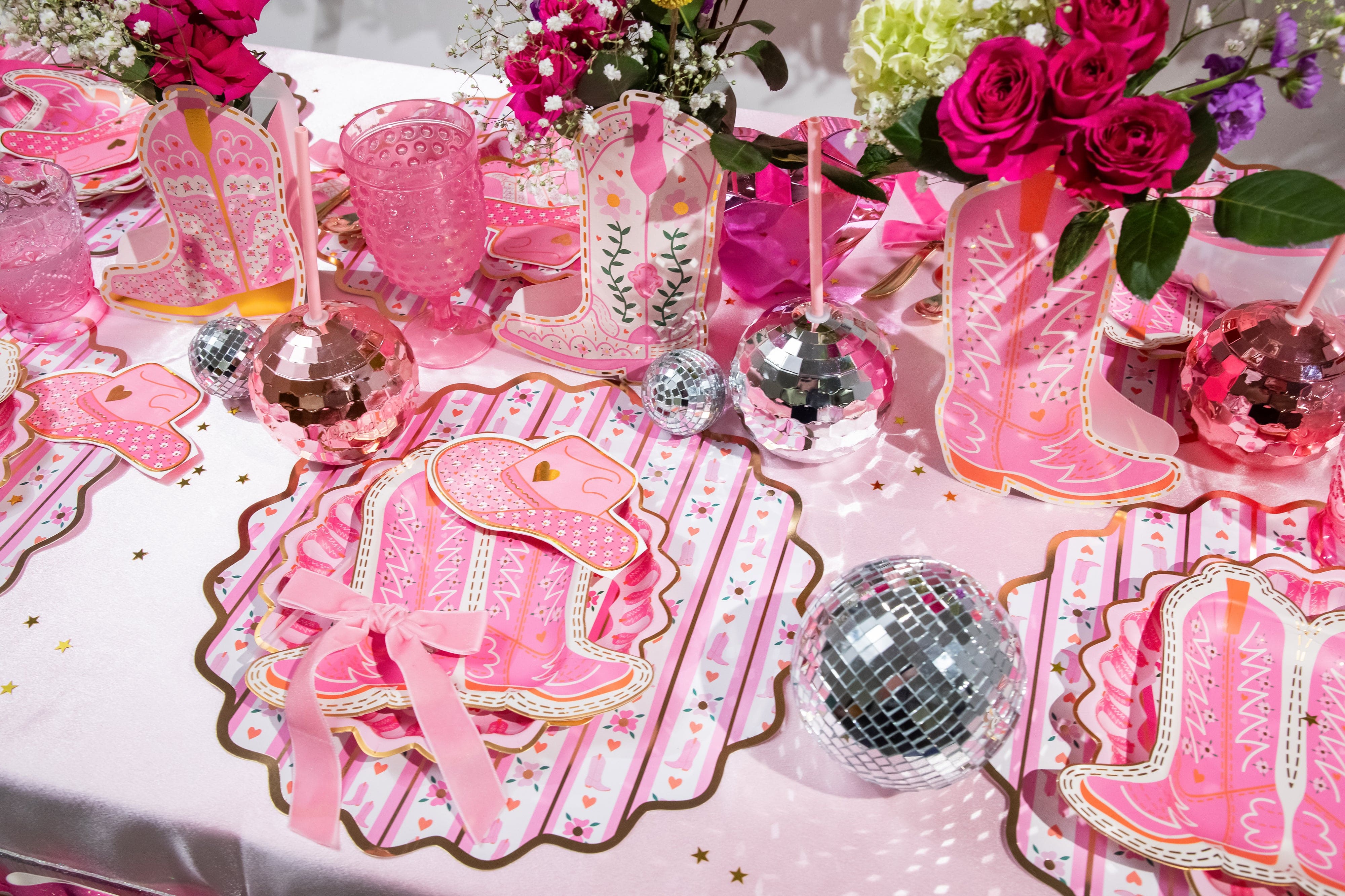 Boot Scoot Blooms Placemats (10 Count)