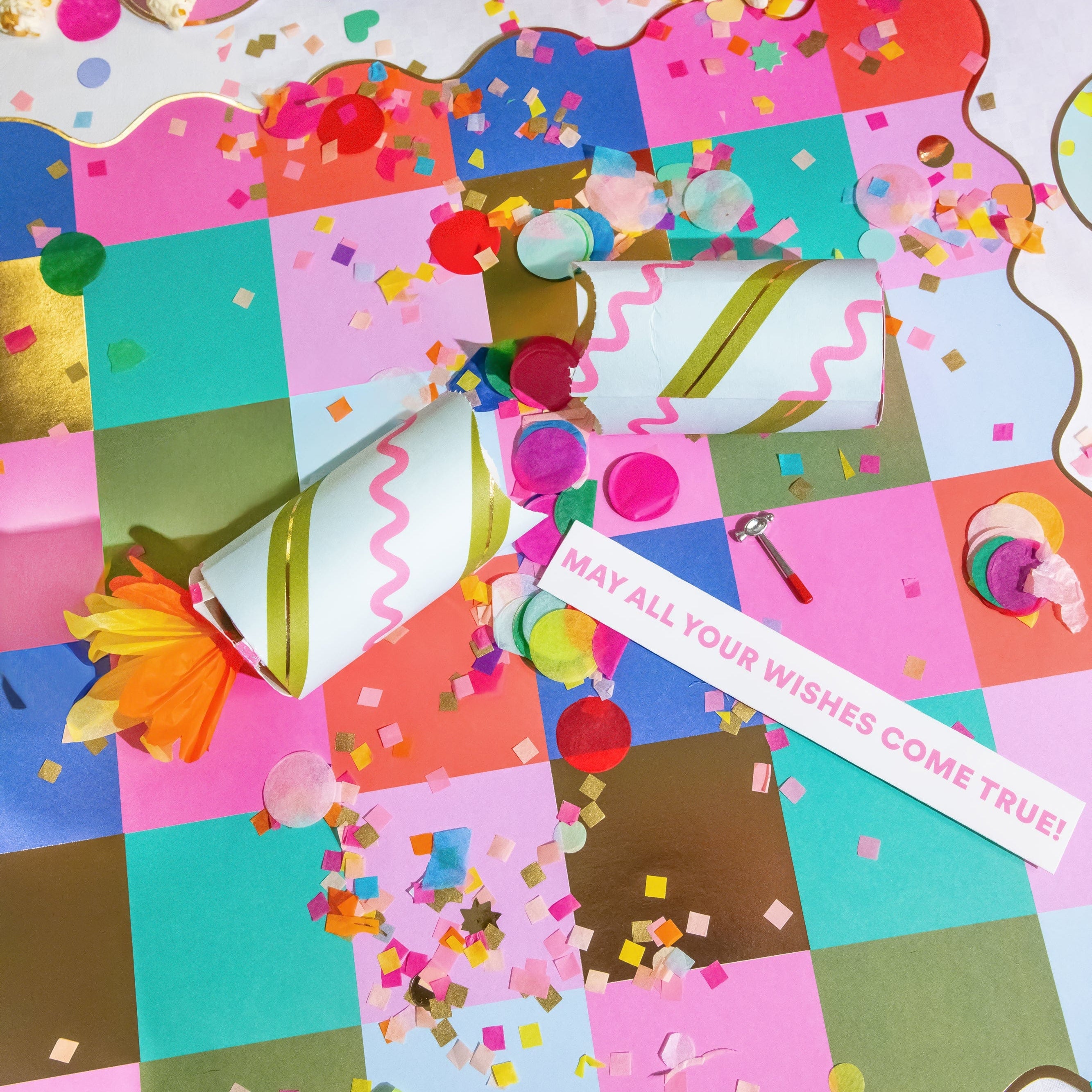 Birthday Candle Confetti Party Crackers (6 Count)