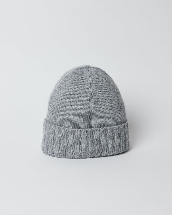 Classic Cashmere Slouchy Beanie