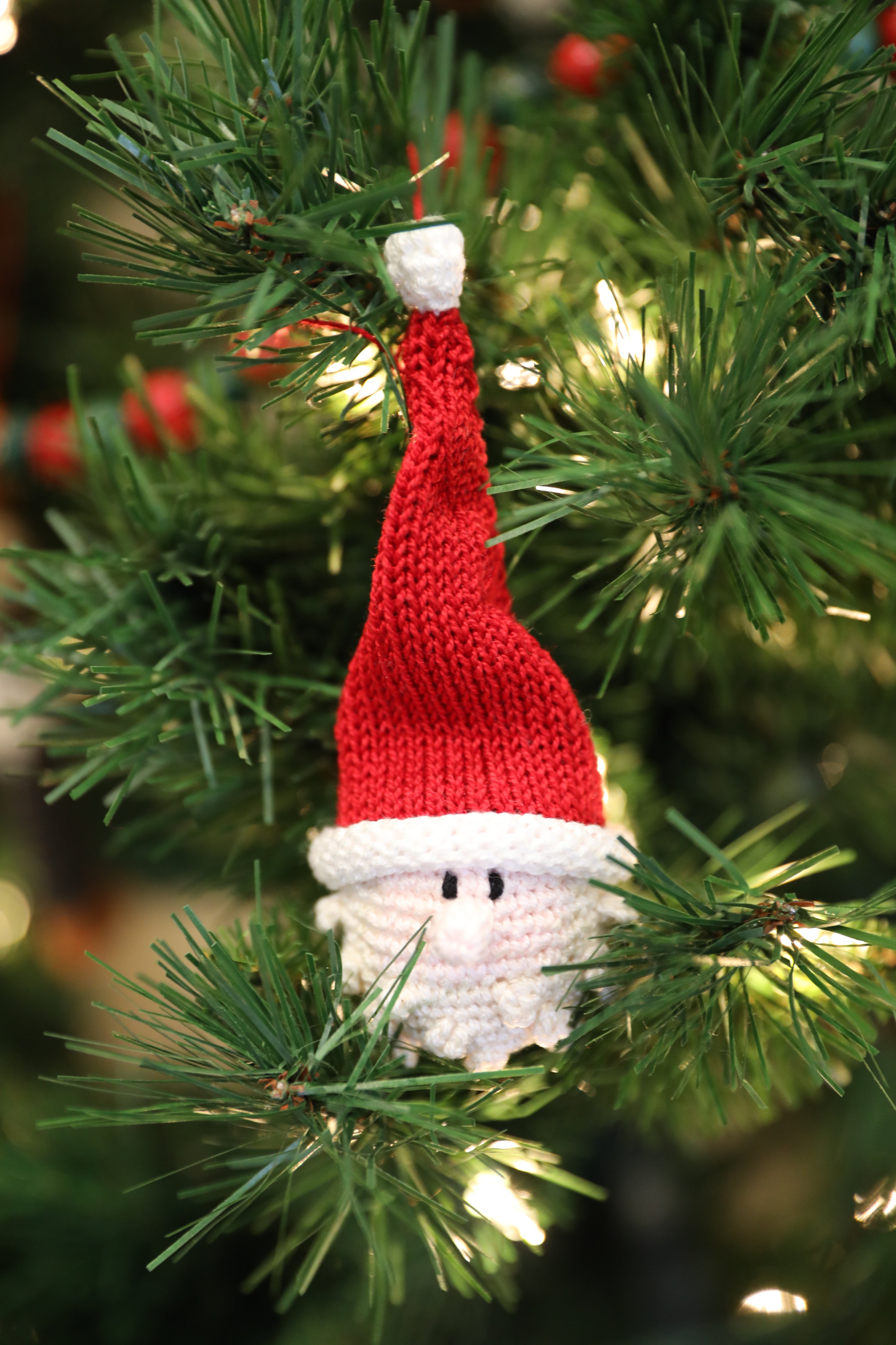 Crochet Santa Ornament