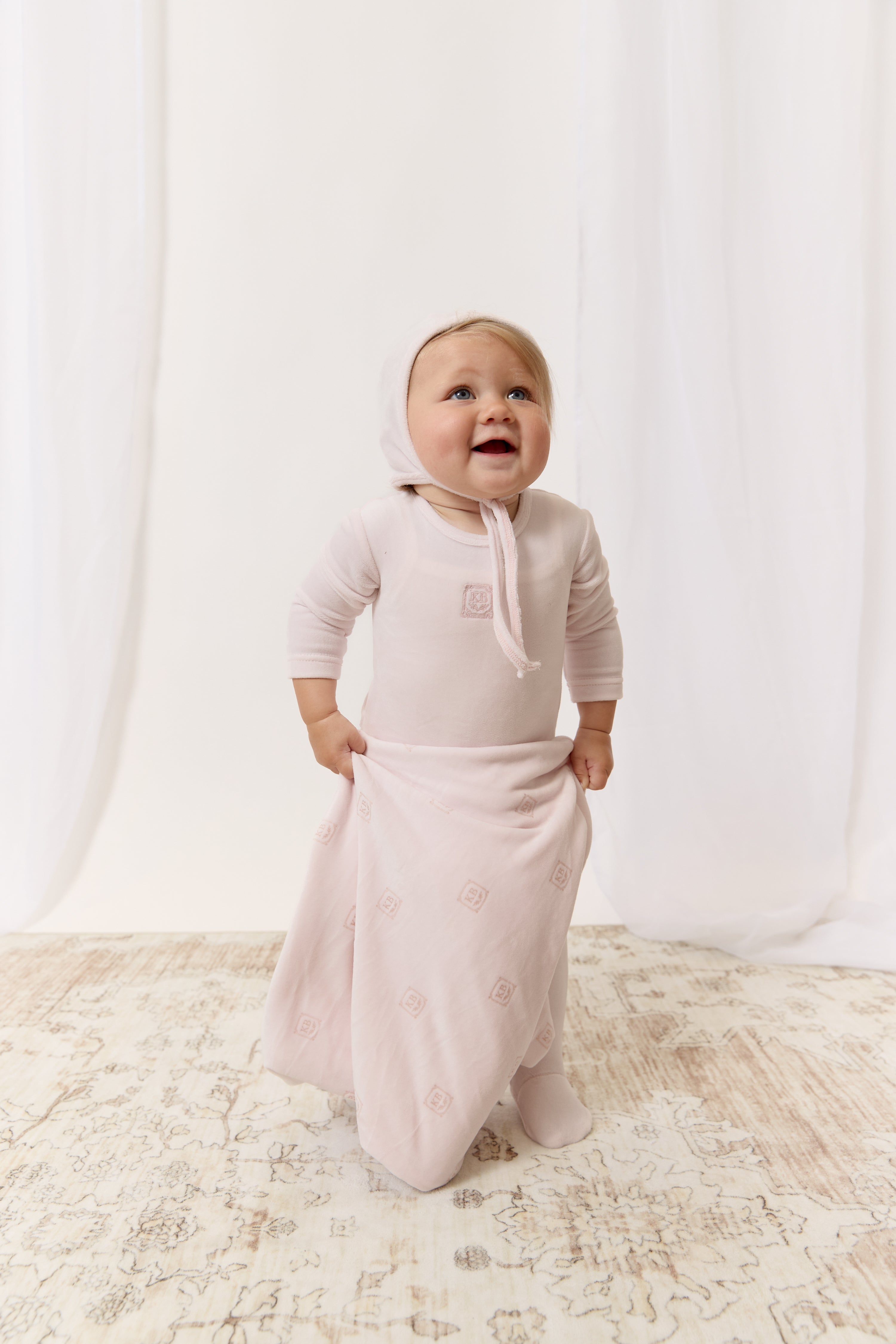 Kb Logo Footie, Hat And Blanket Set - Pink
