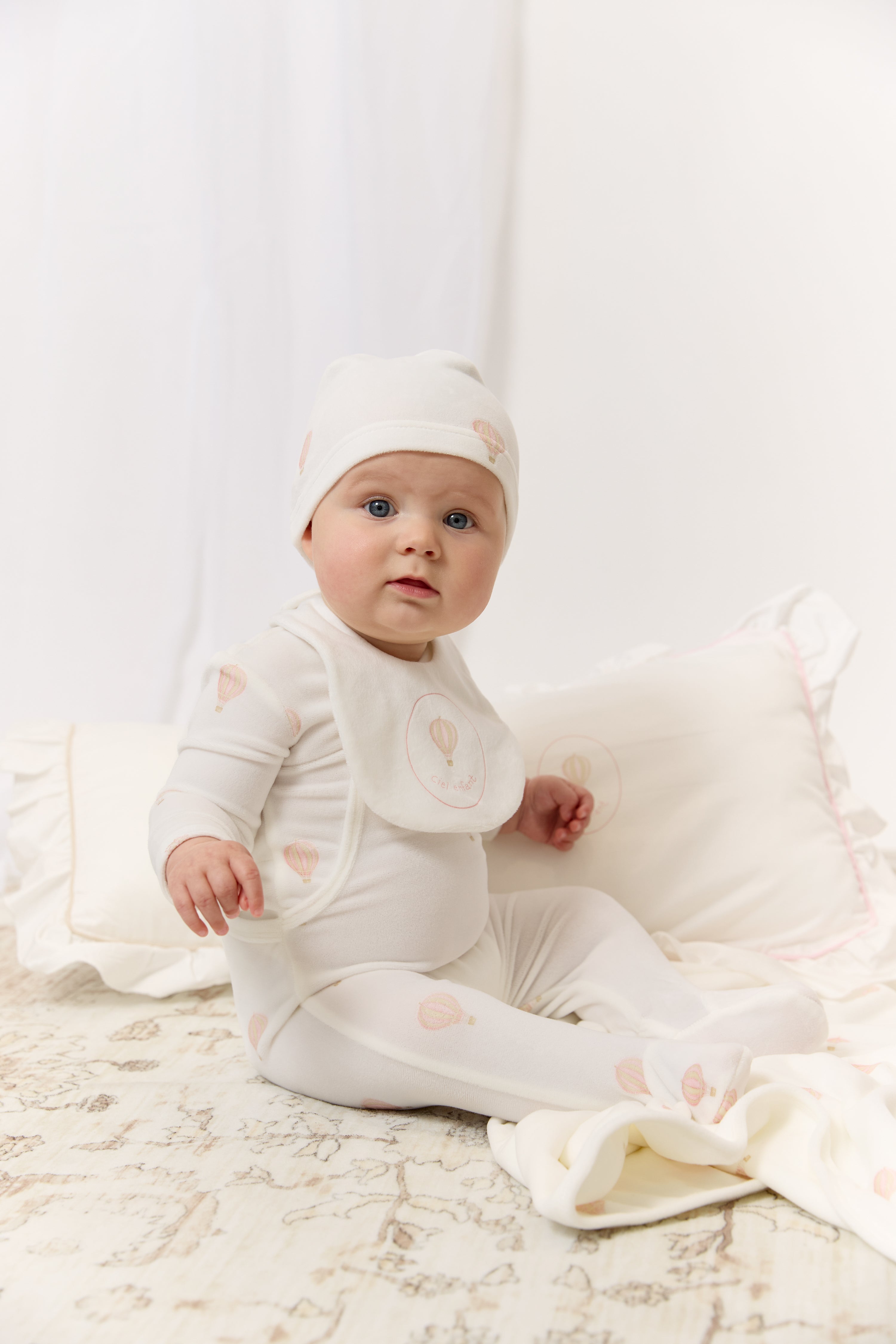 Ciel Enfant Wrap Footie, Hat & Blanket Set - Pink