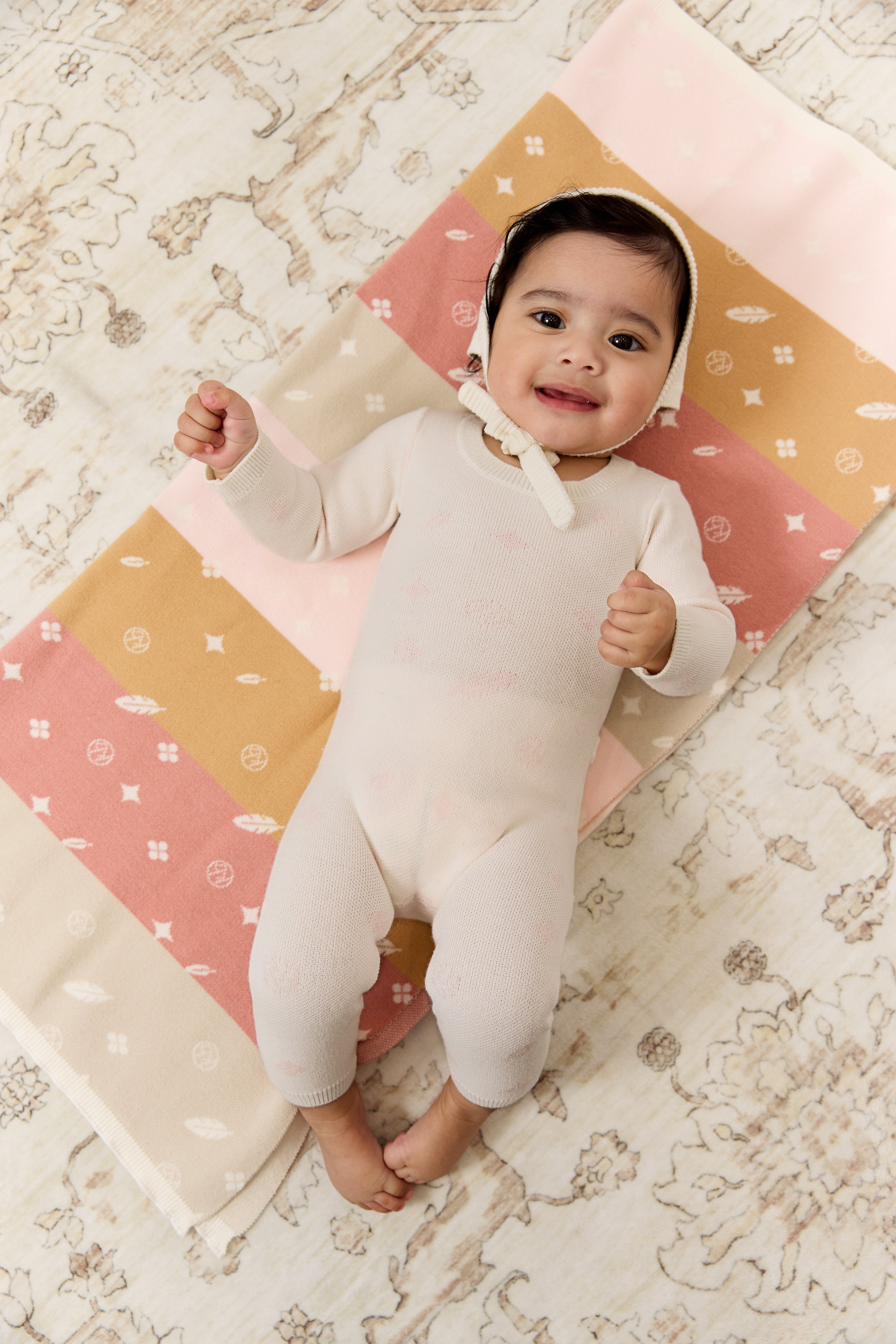 Kb Logo Knit Romper & Hat Set
