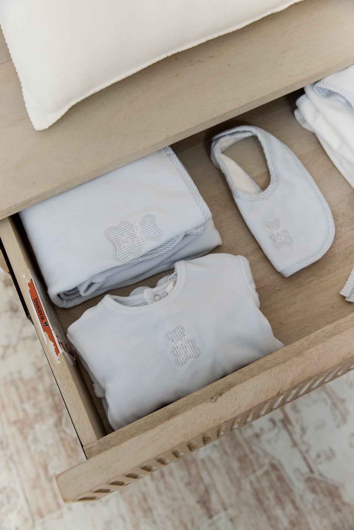 Petit Ours Bib - Blue
